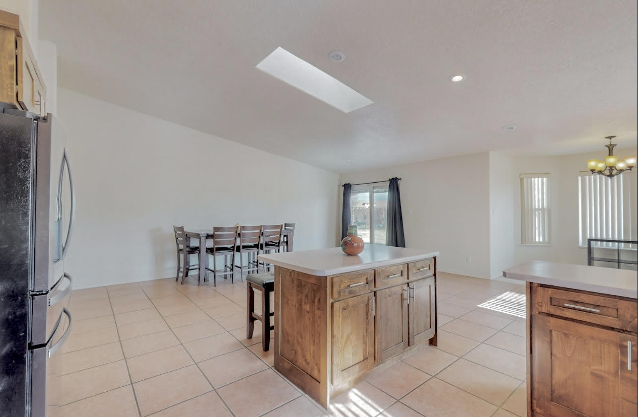 5221 Don Miguel Place SW
