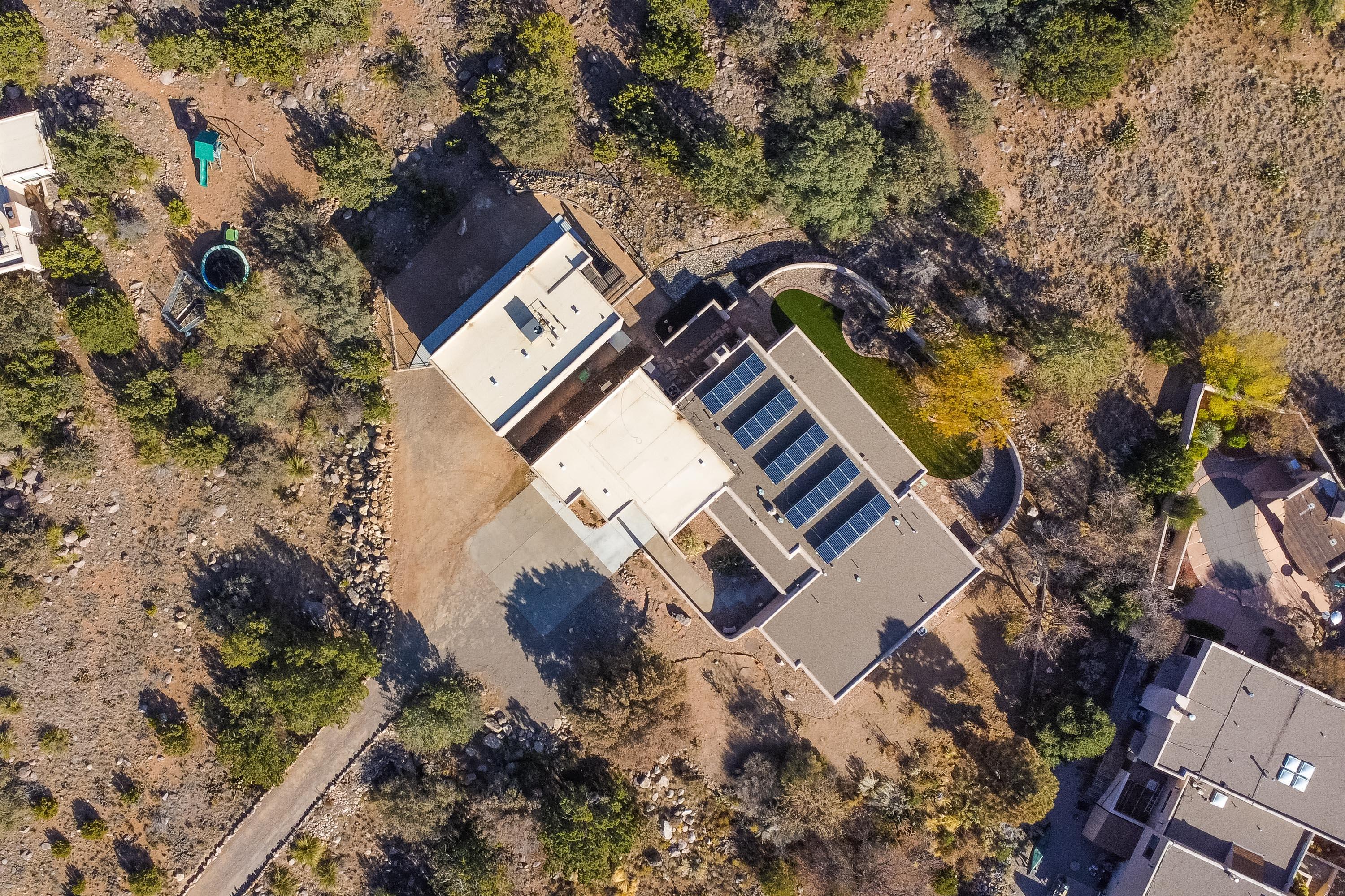 407 Live Oak Loop NE