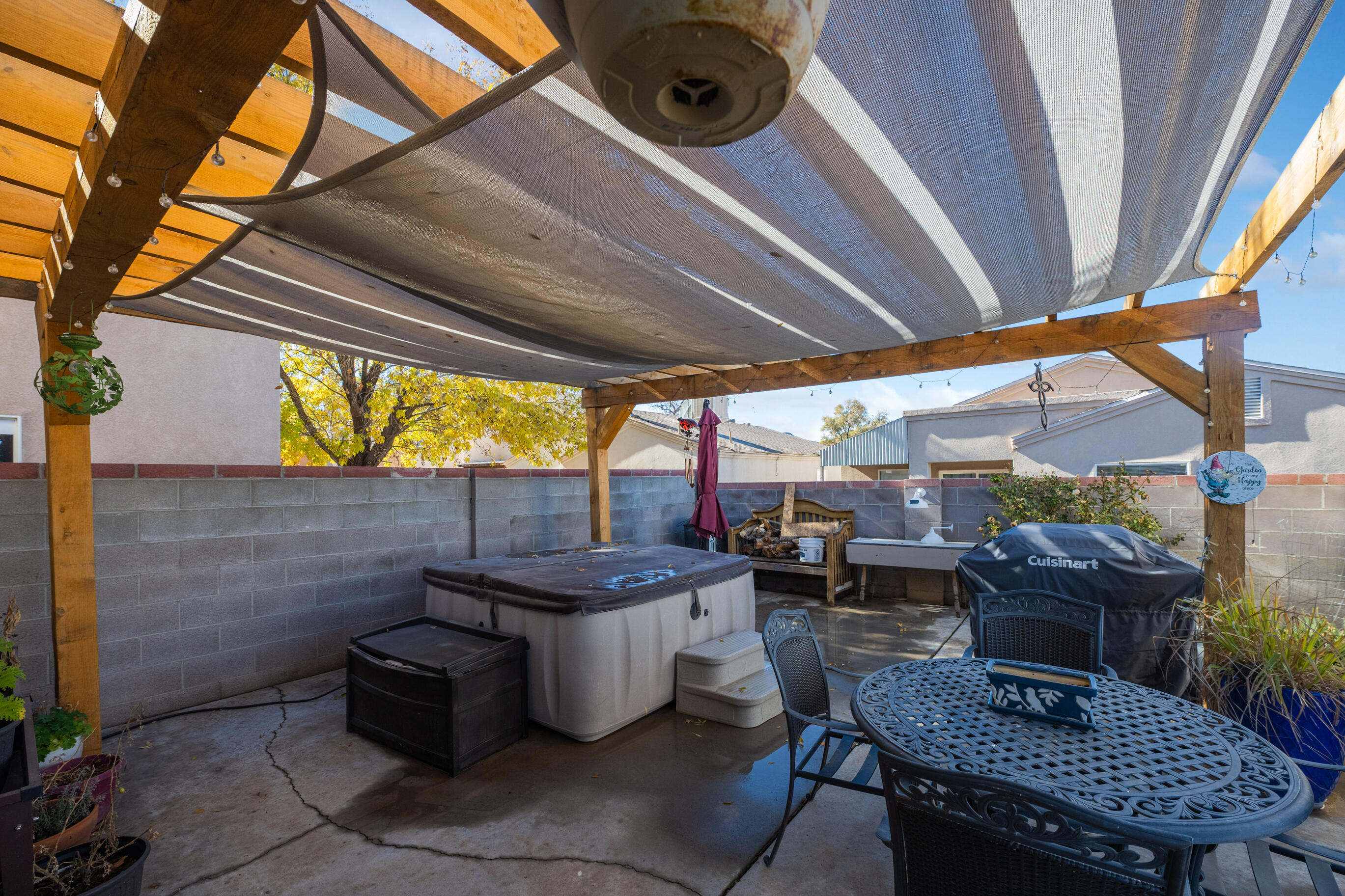 590 Angel Loop