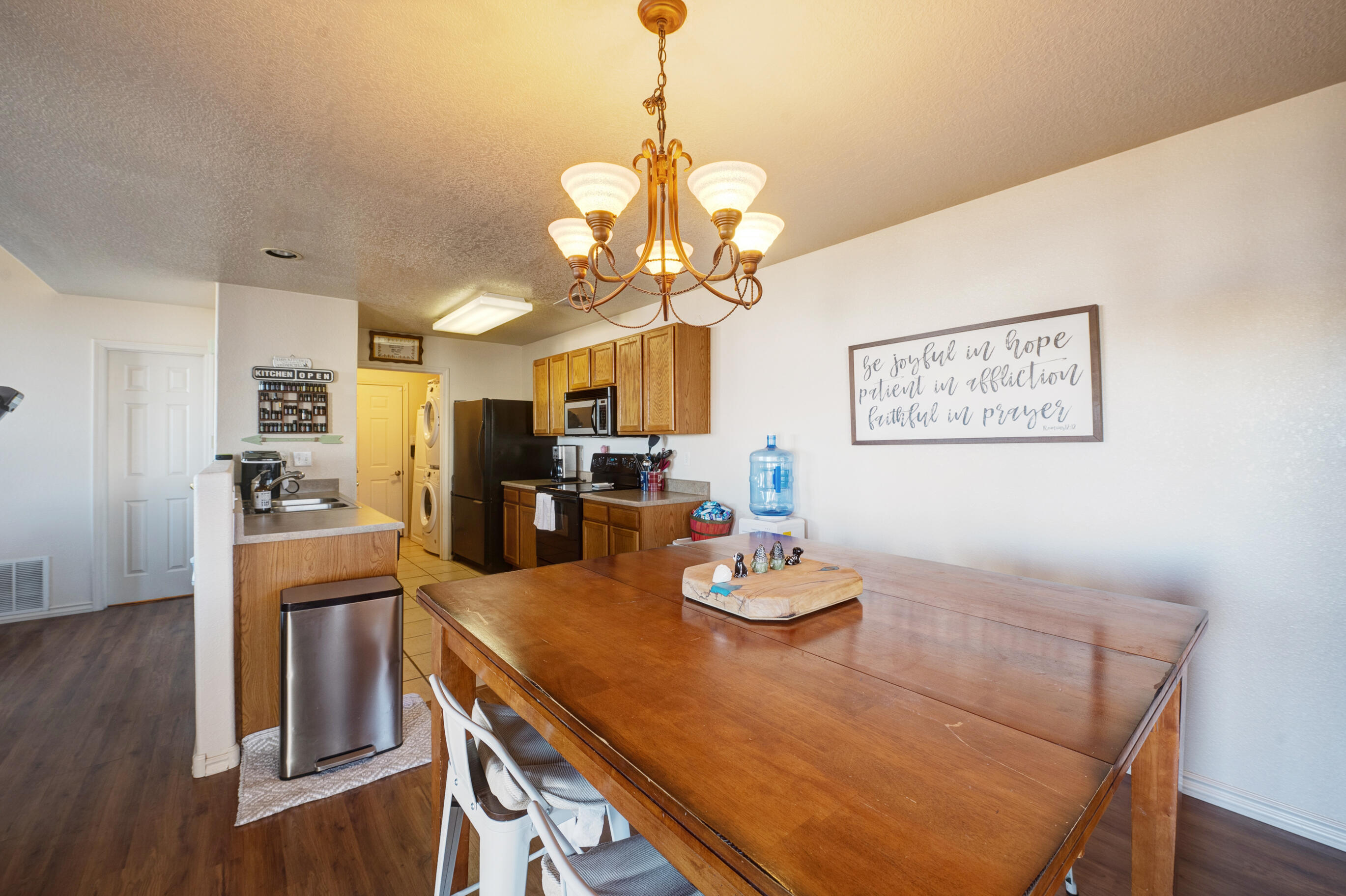 590 Angel Loop