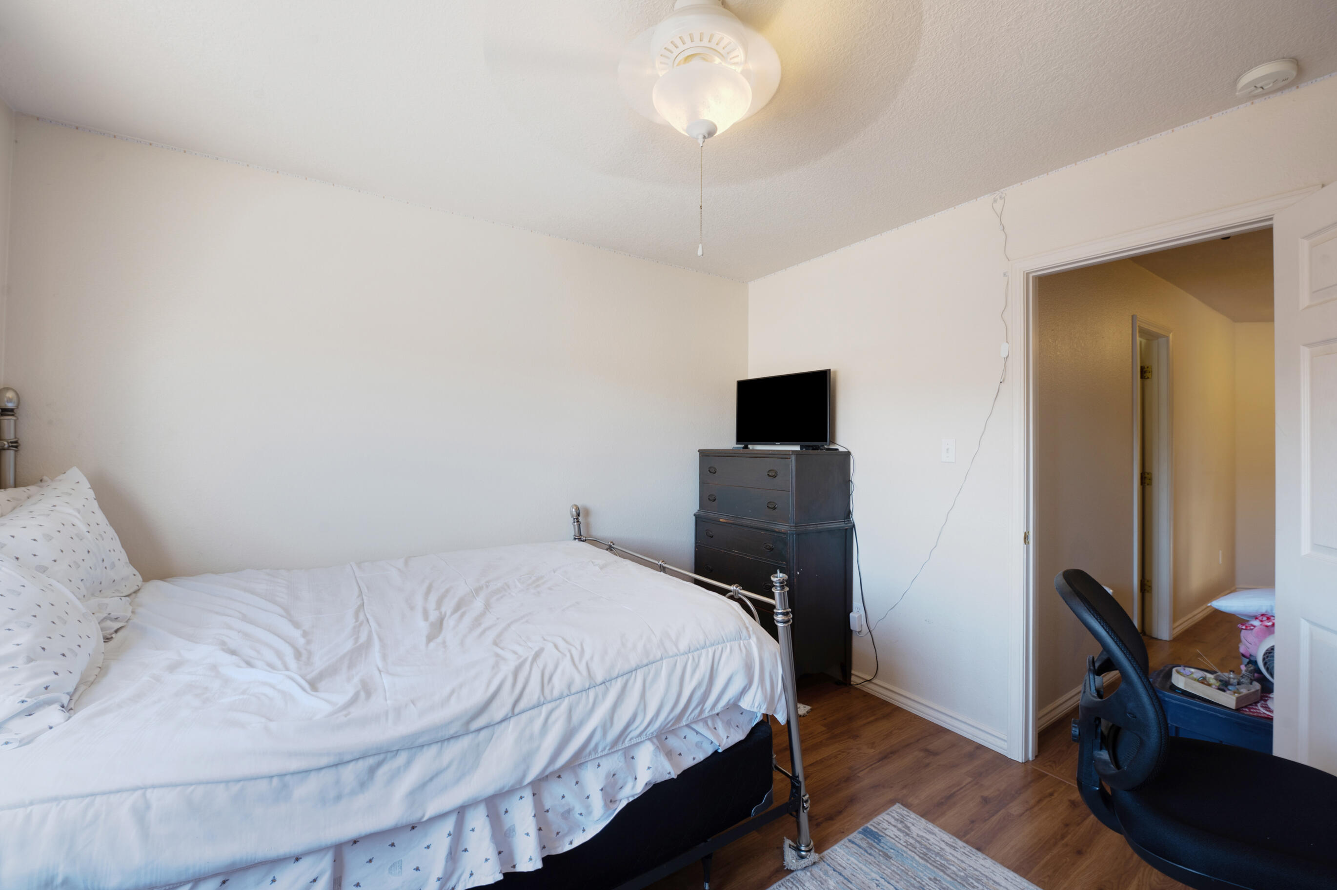 590 Angel Loop