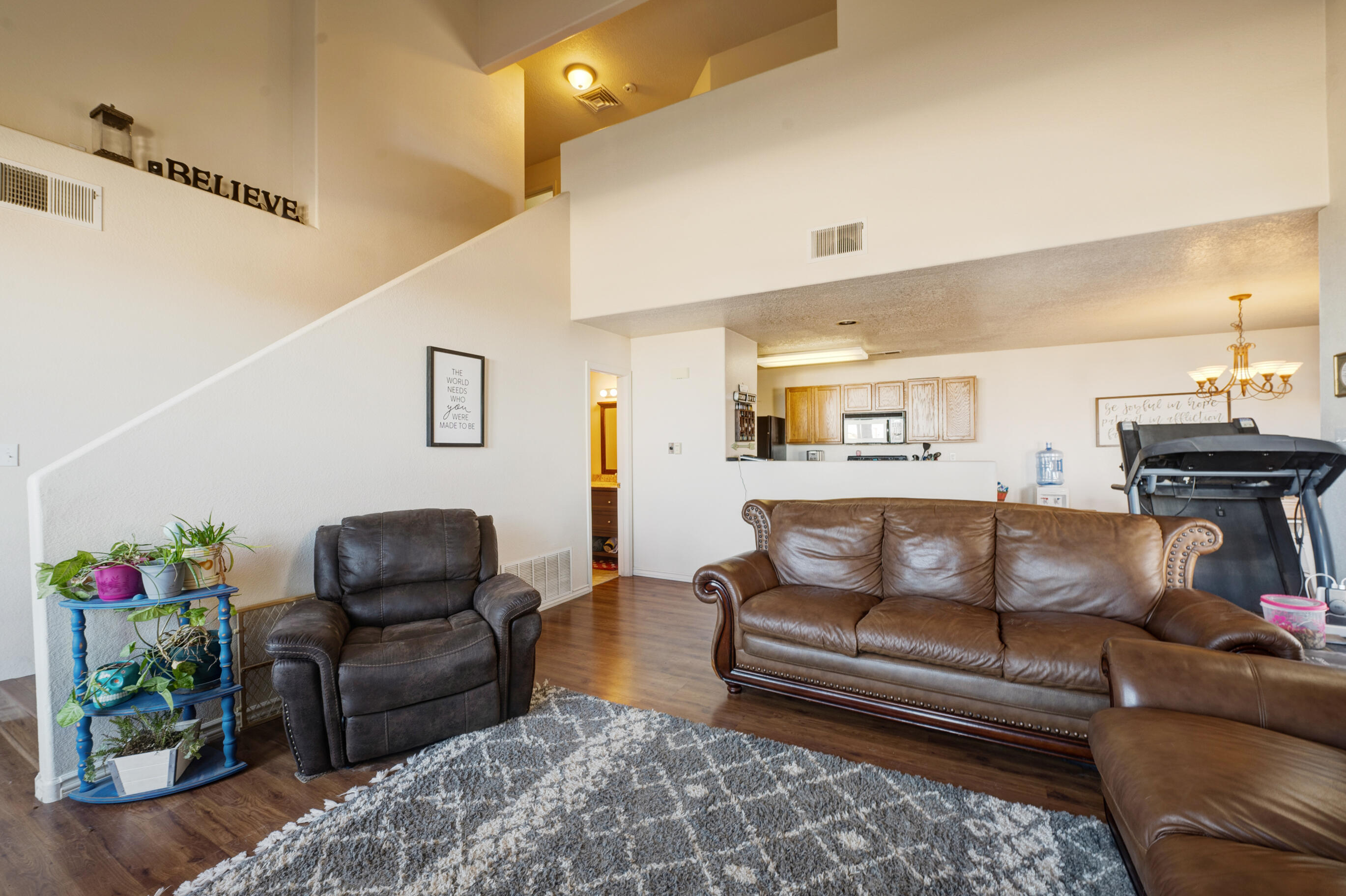 590 Angel Loop
