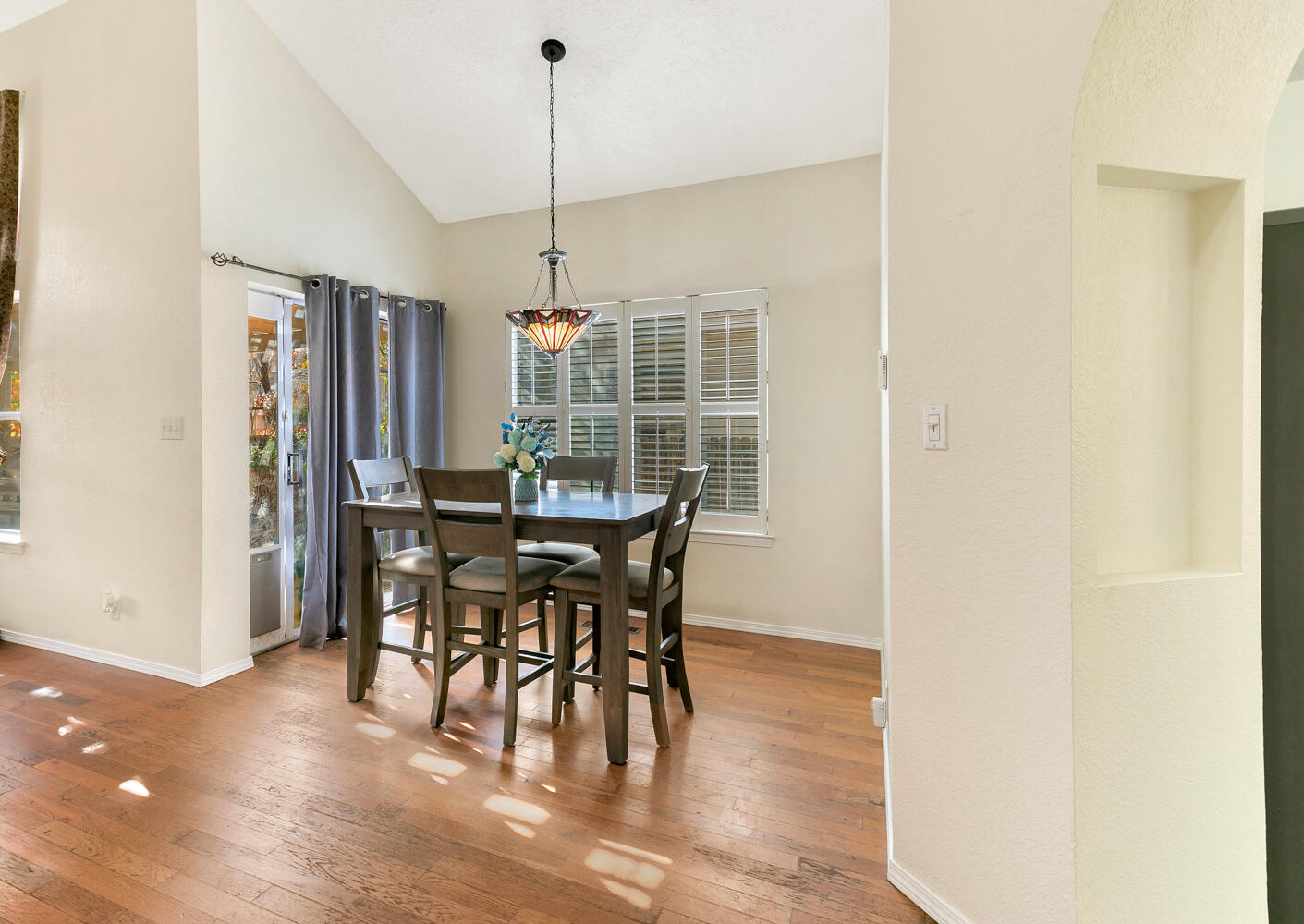 4824 Mesa Prieta Court NW