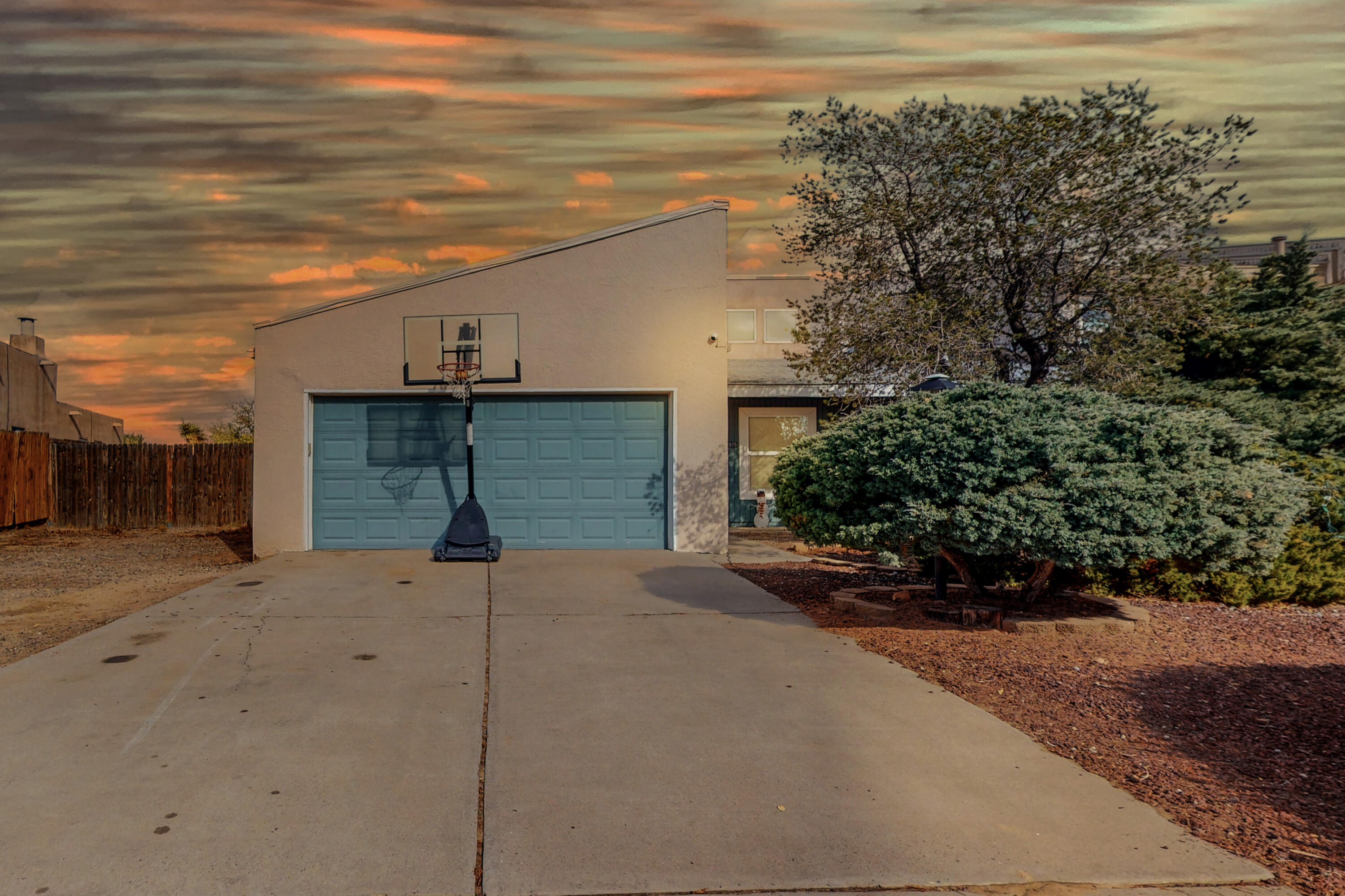 2905 Turf Lane SE