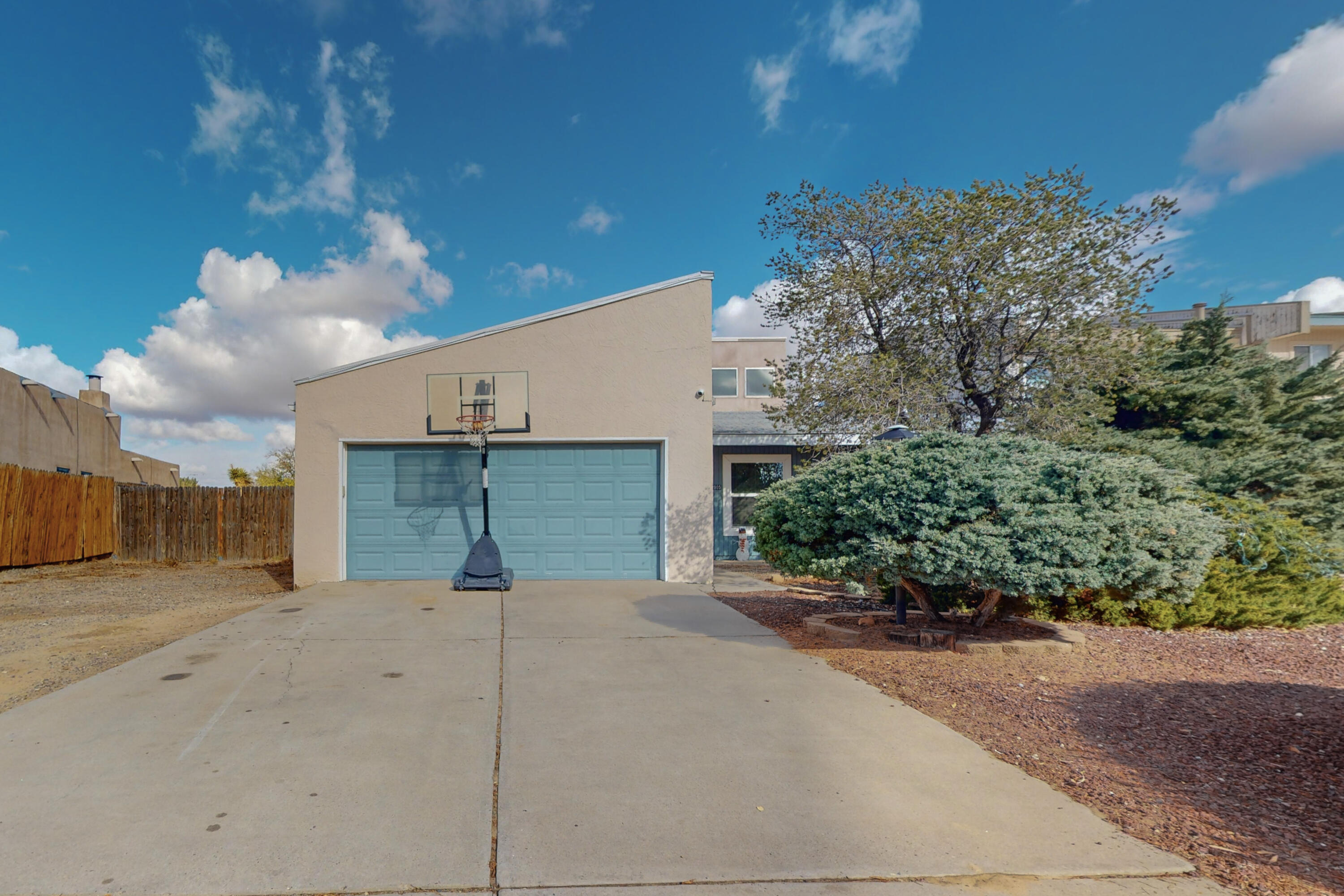2905 Turf Lane SE