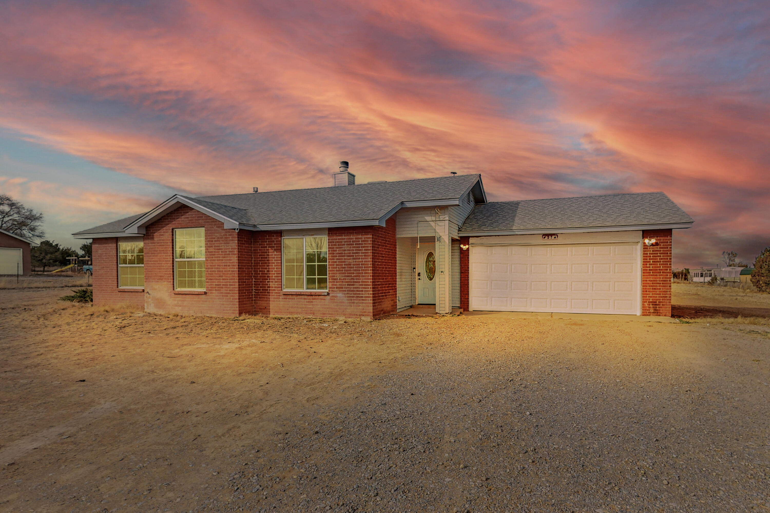 27 Mustang Road