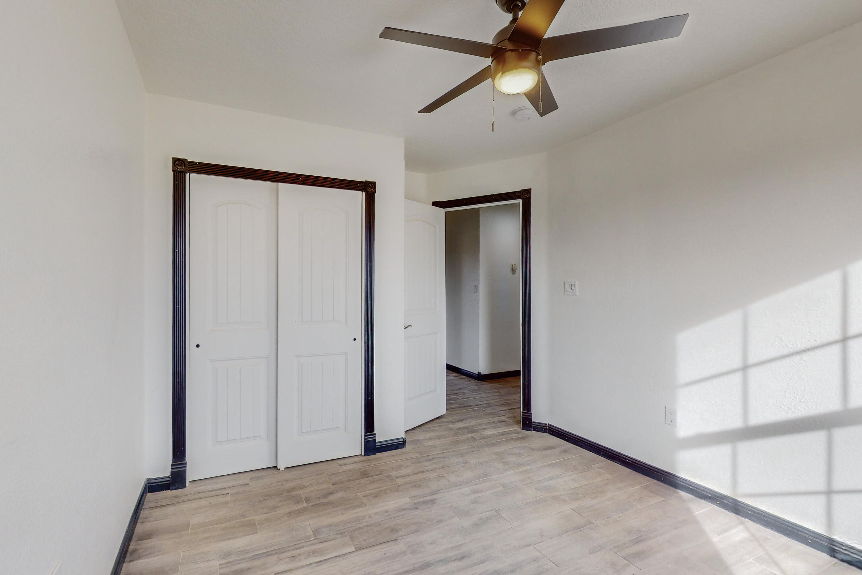 27 Mustang Road