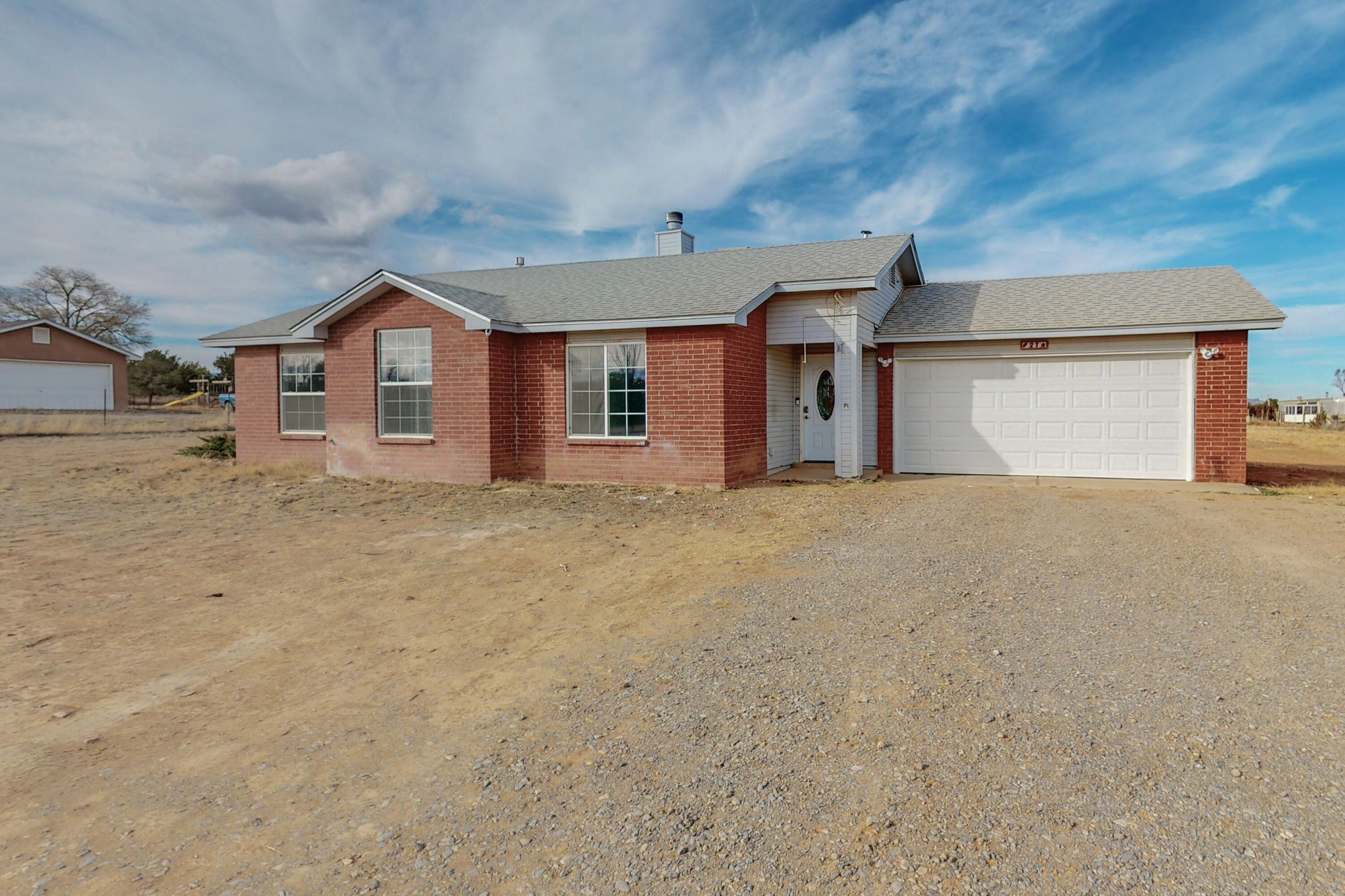 27 Mustang Road