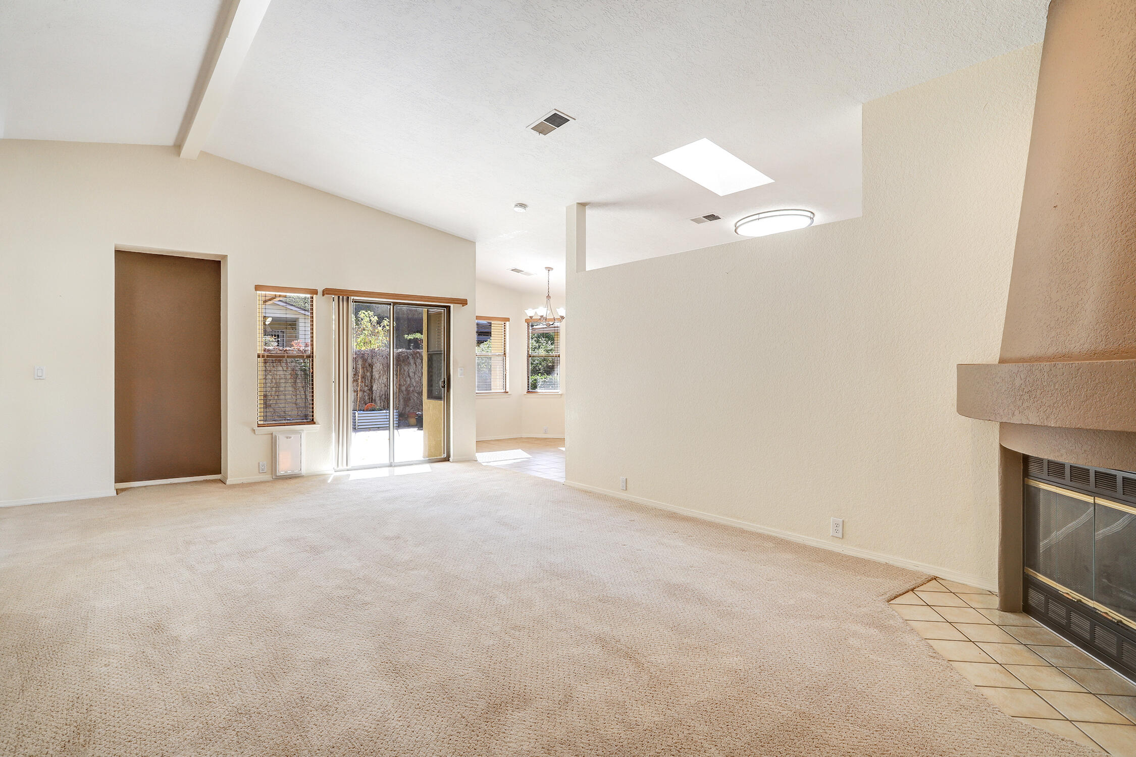 11000 Griffith Park Drive NE