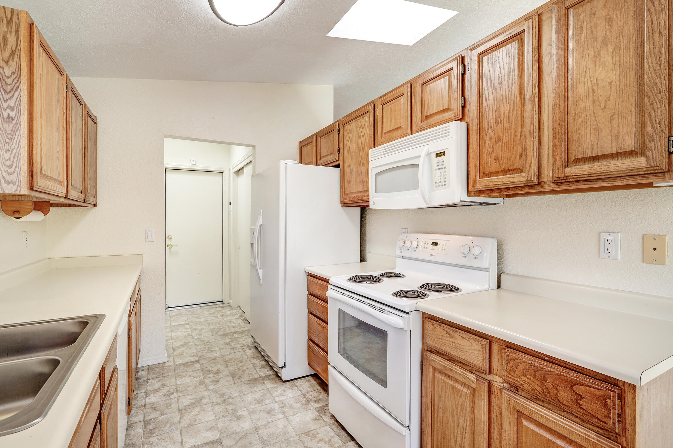 11000 Griffith Park Drive NE