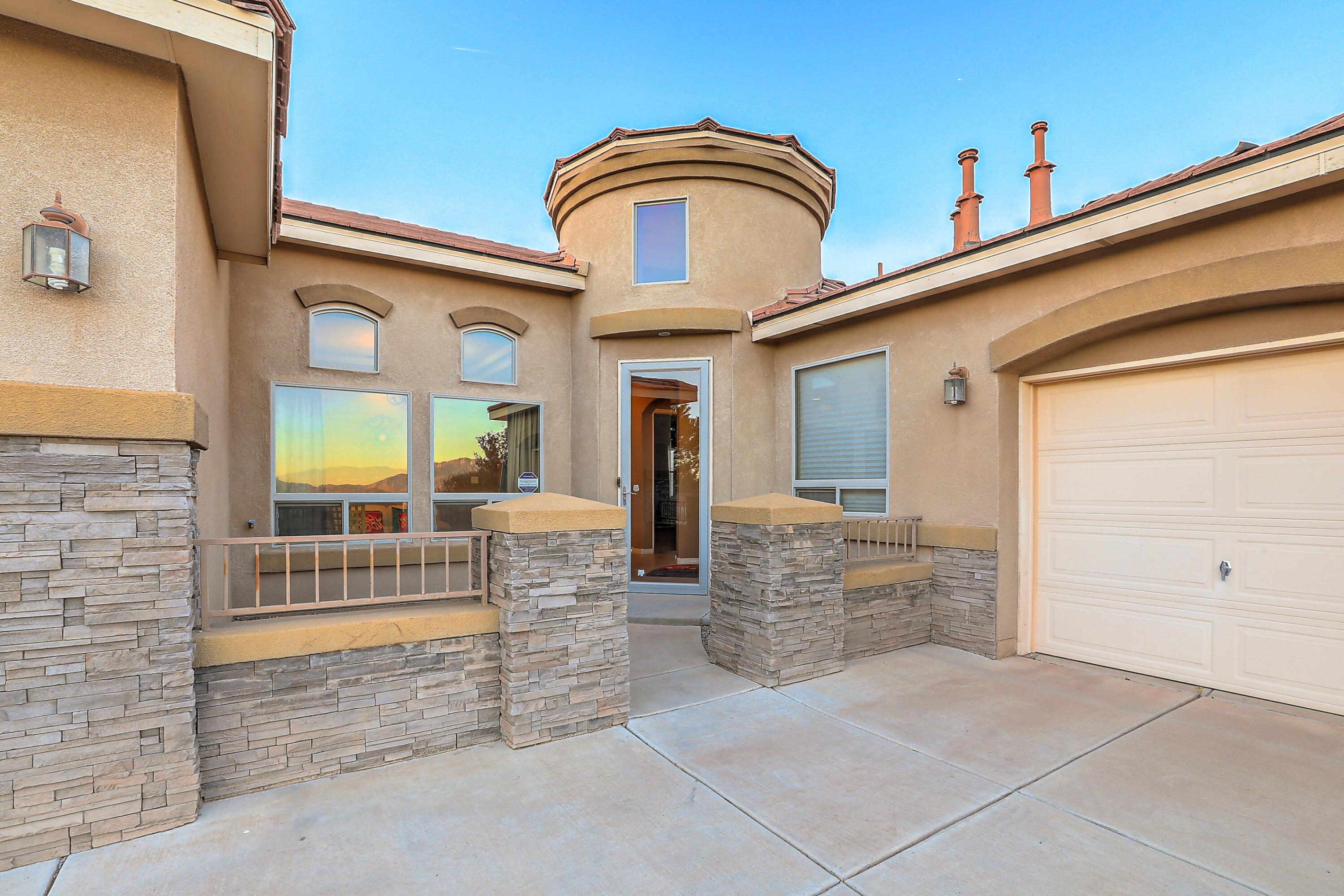 4129 Cholla Drive NE