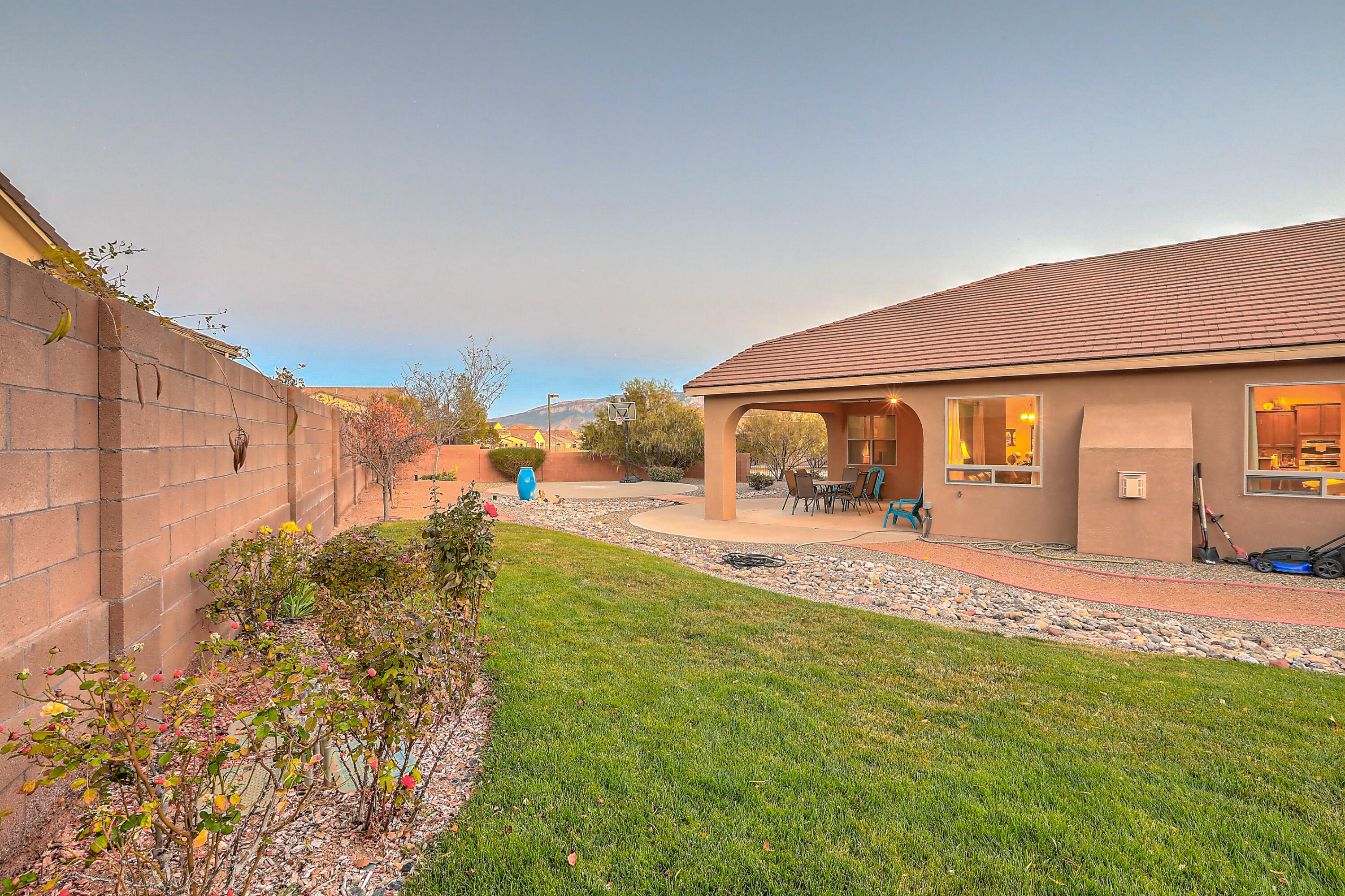 4129 Cholla Drive NE