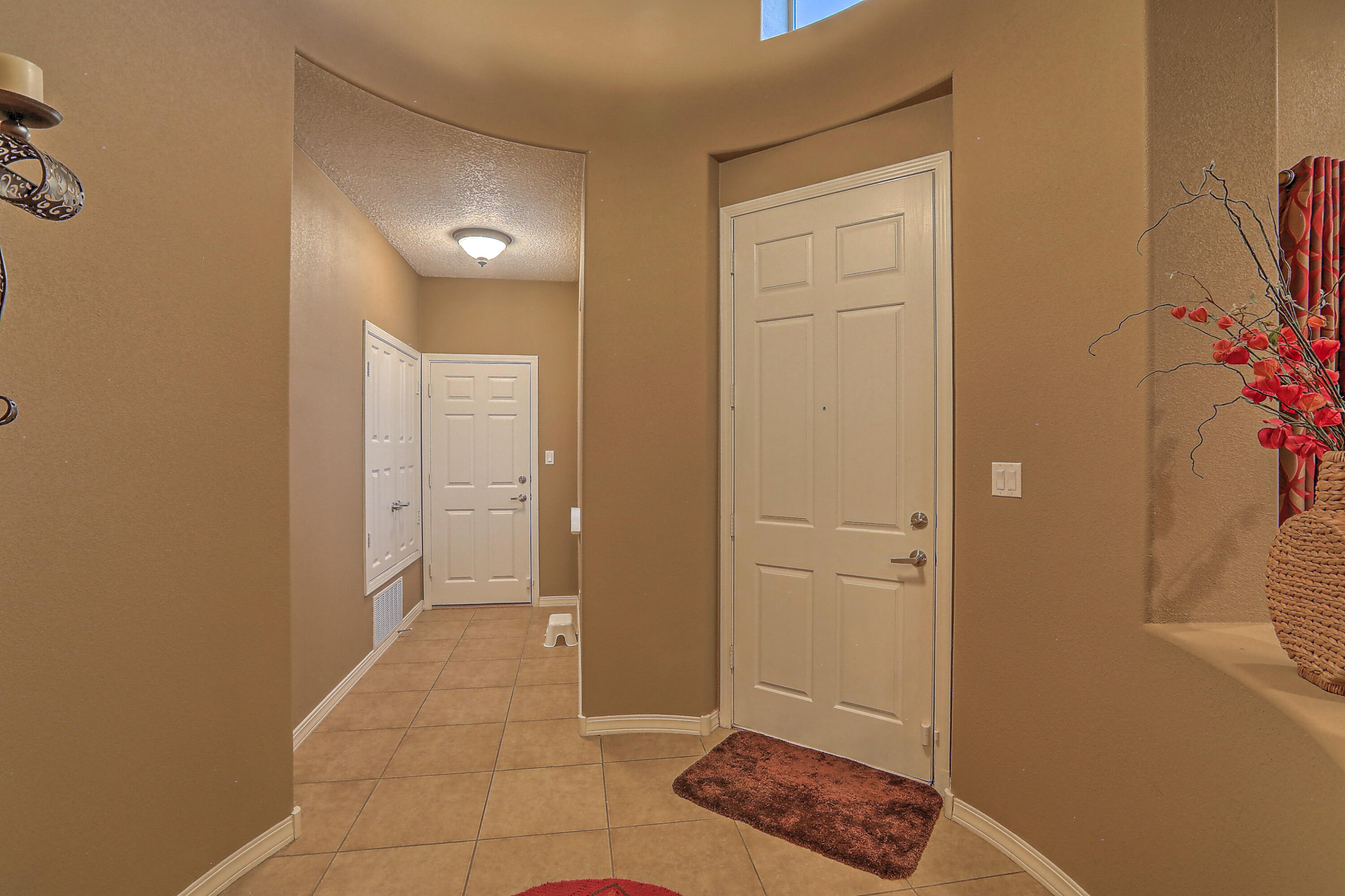 4129 Cholla Drive NE