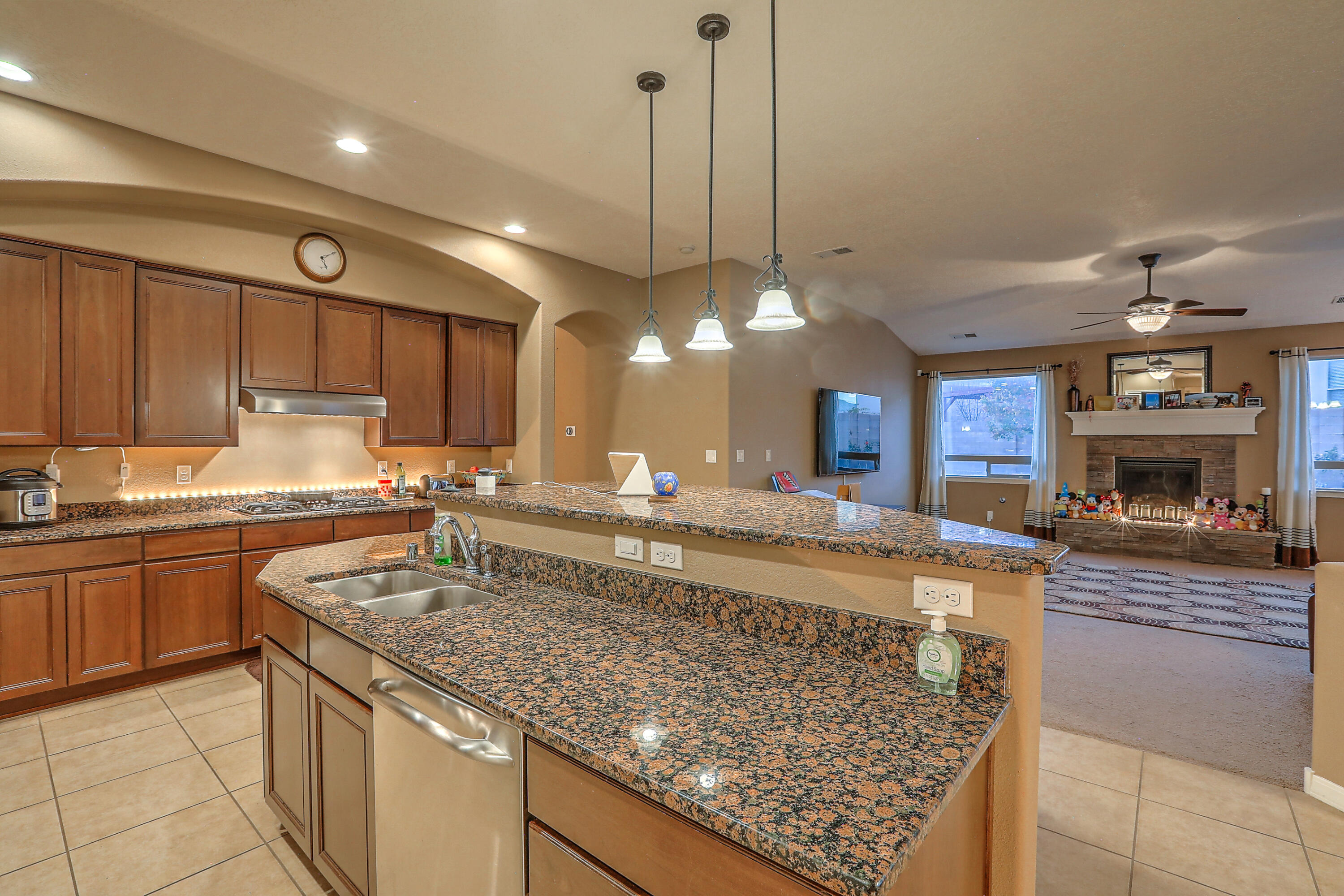 4129 Cholla Drive NE