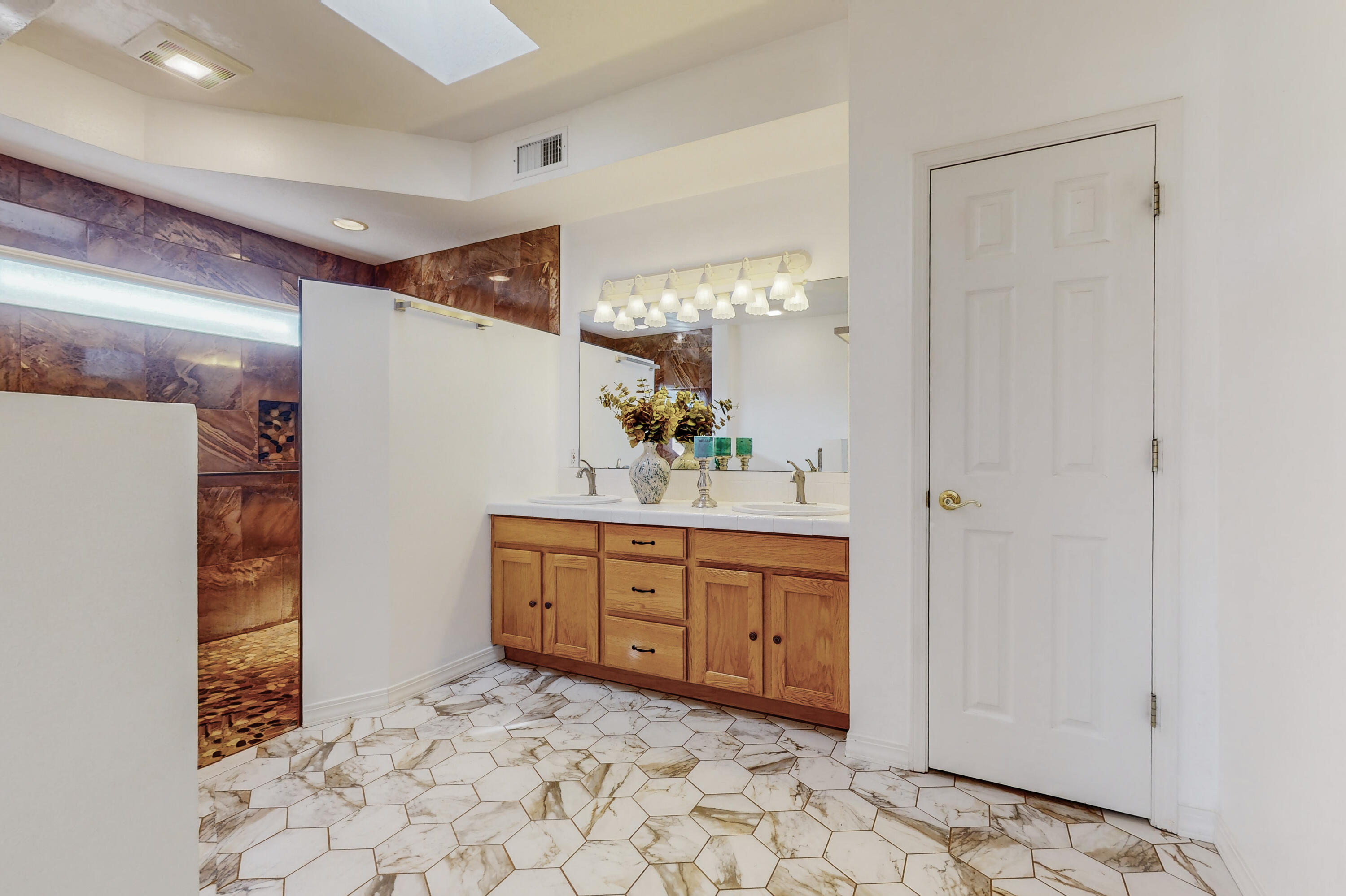 2312 Flagstone Road NE