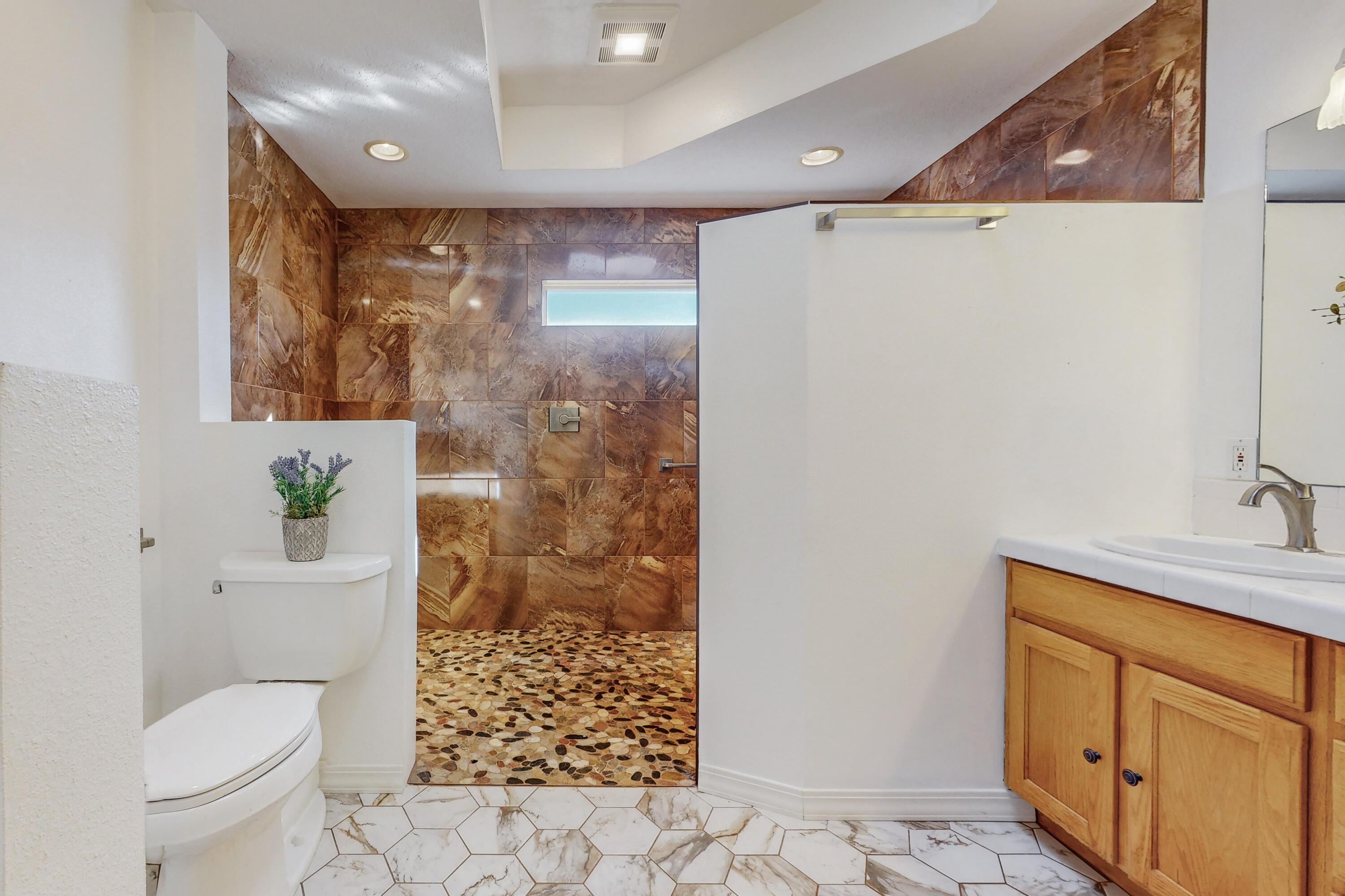 2312 Flagstone Road NE