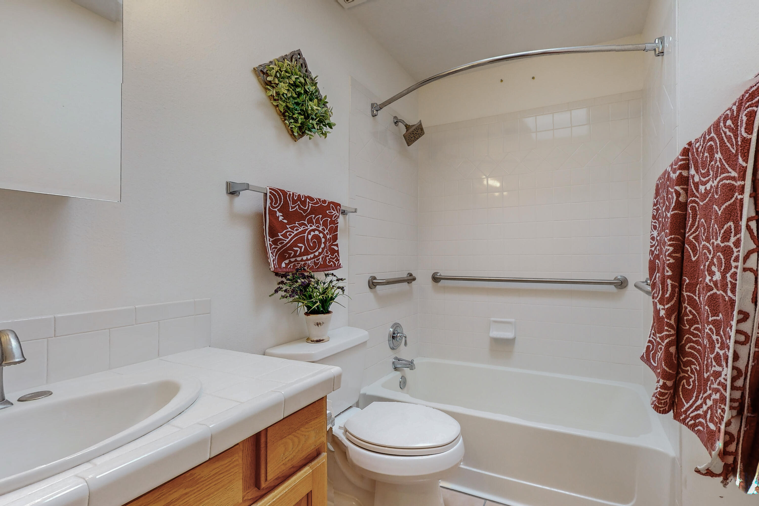 2312 Flagstone Road NE