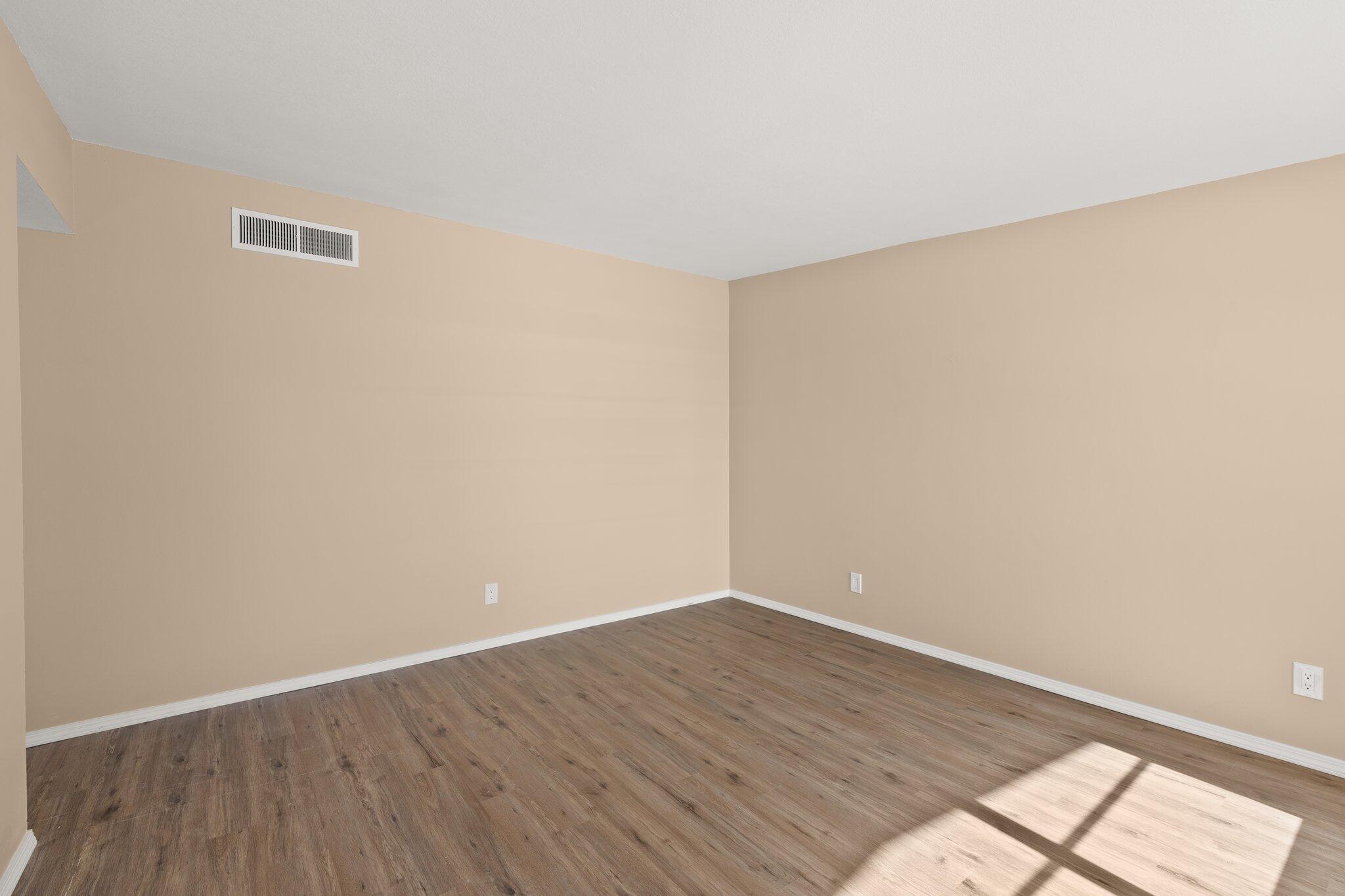 11113 Fairbanks Road NE