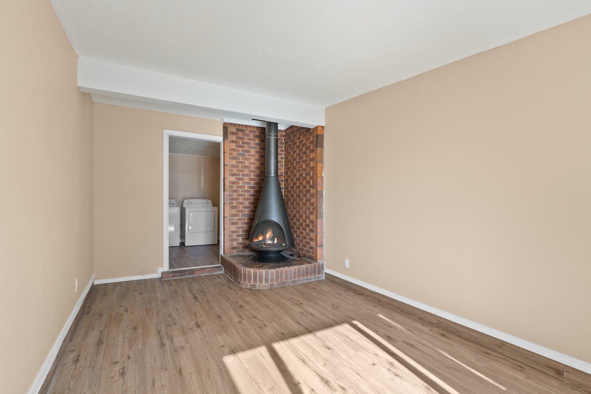 11113 Fairbanks Road NE