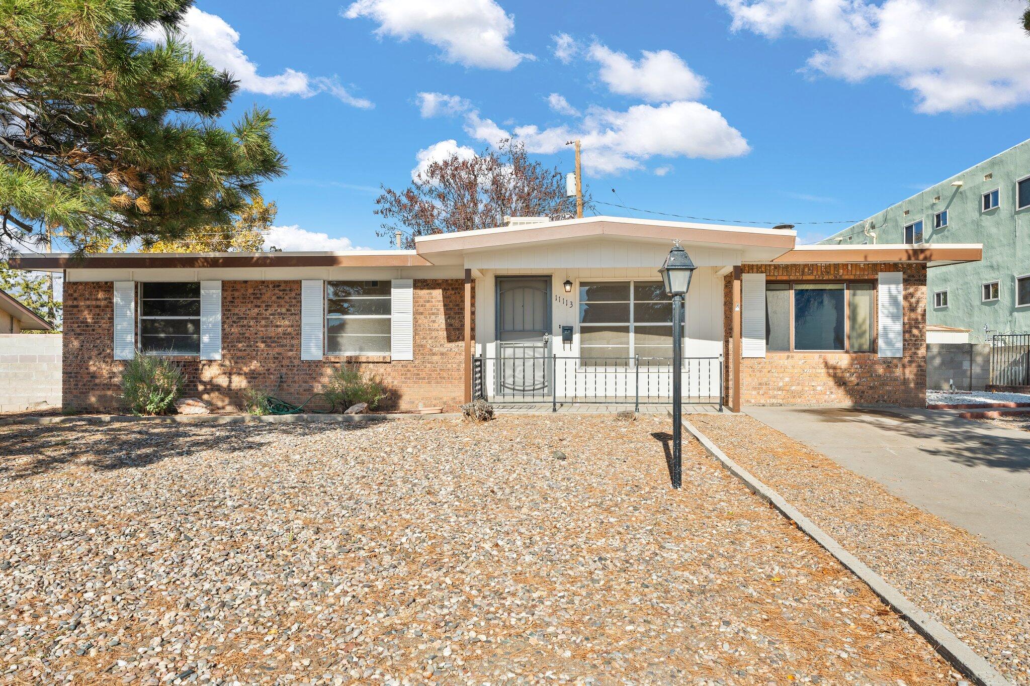 11113 Fairbanks Road NE