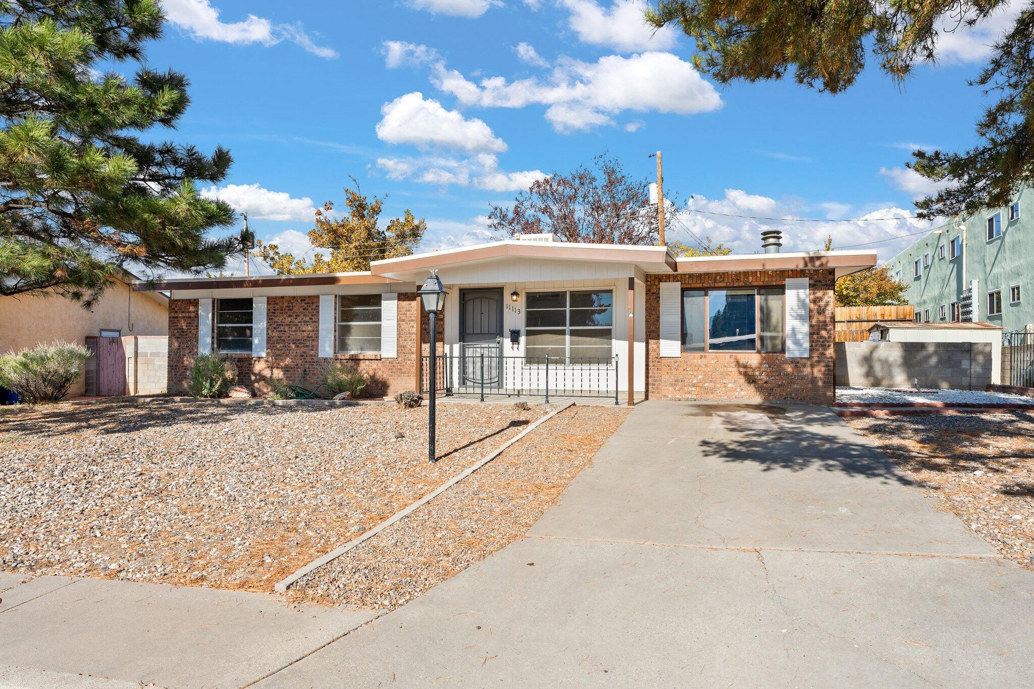 11113 Fairbanks Road NE