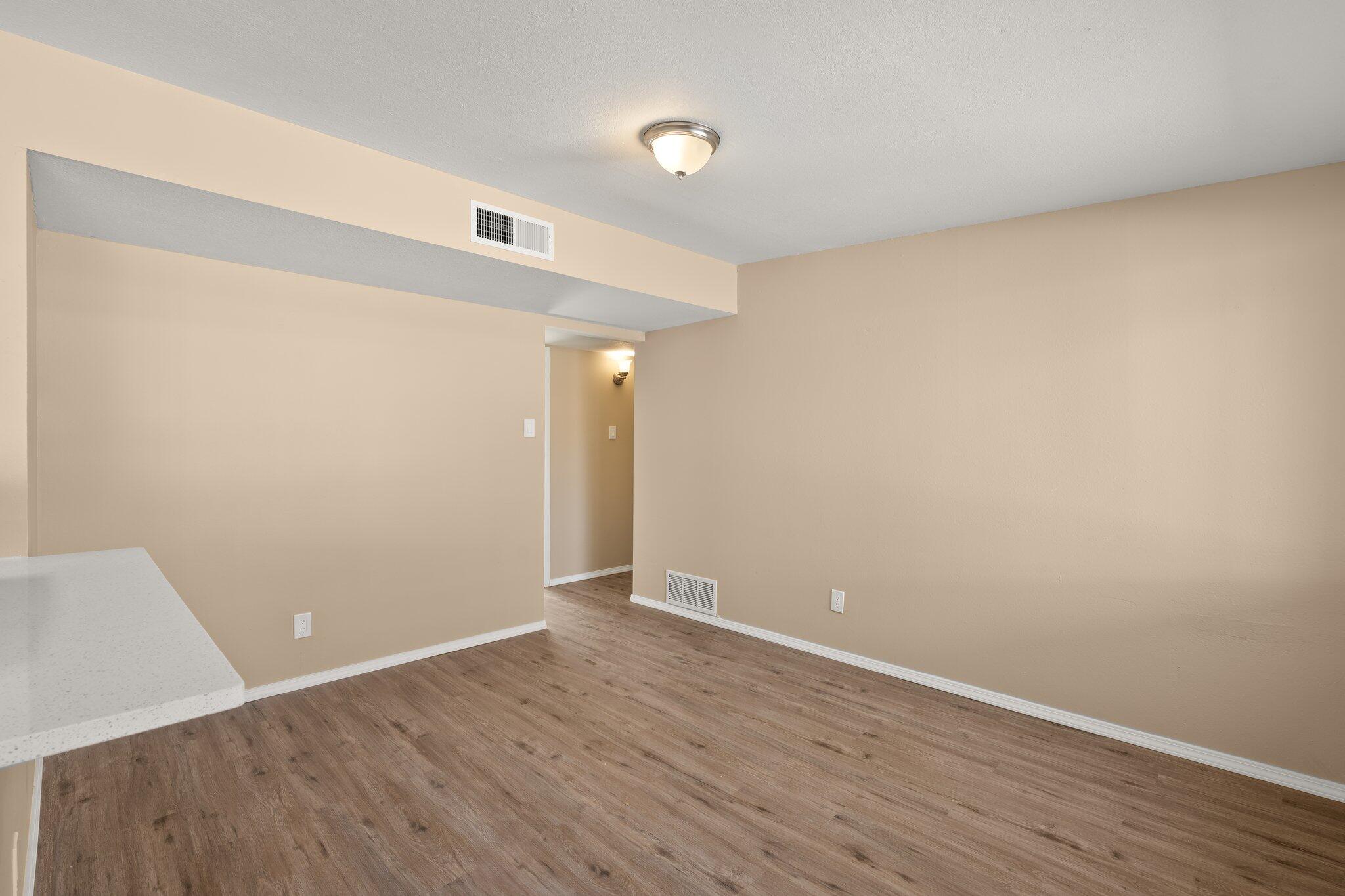 11113 Fairbanks Road NE