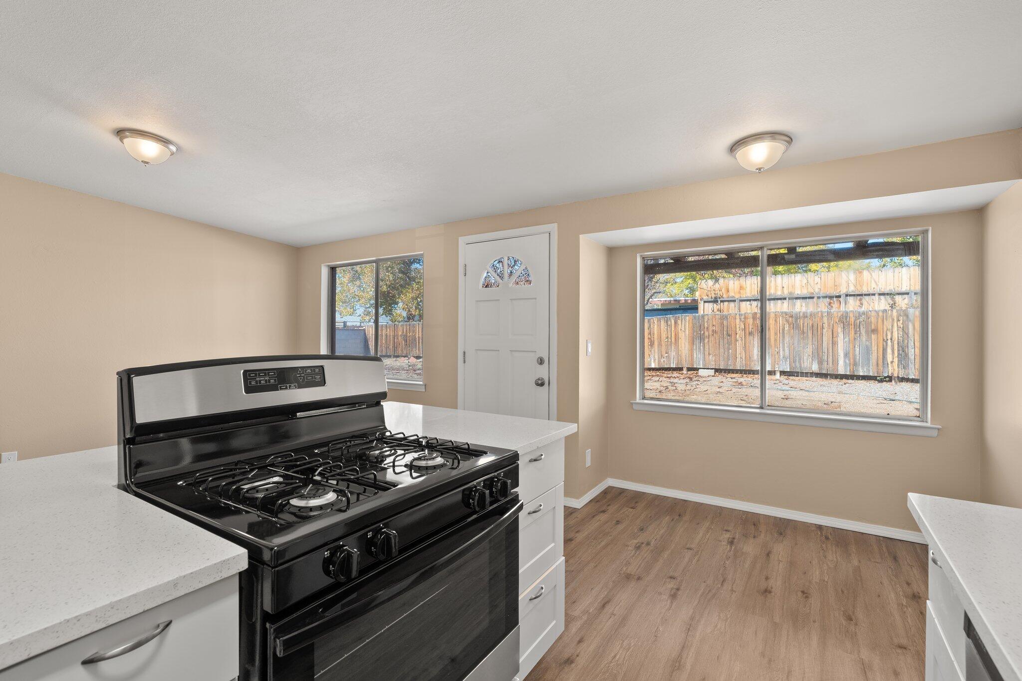 11113 Fairbanks Road NE