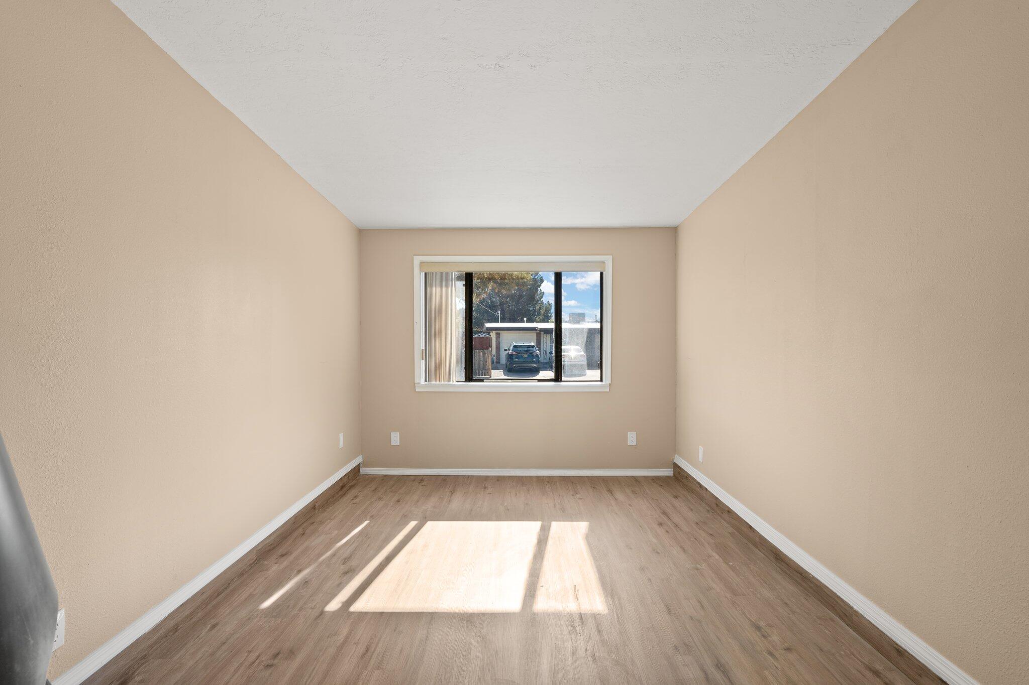 11113 Fairbanks Road NE