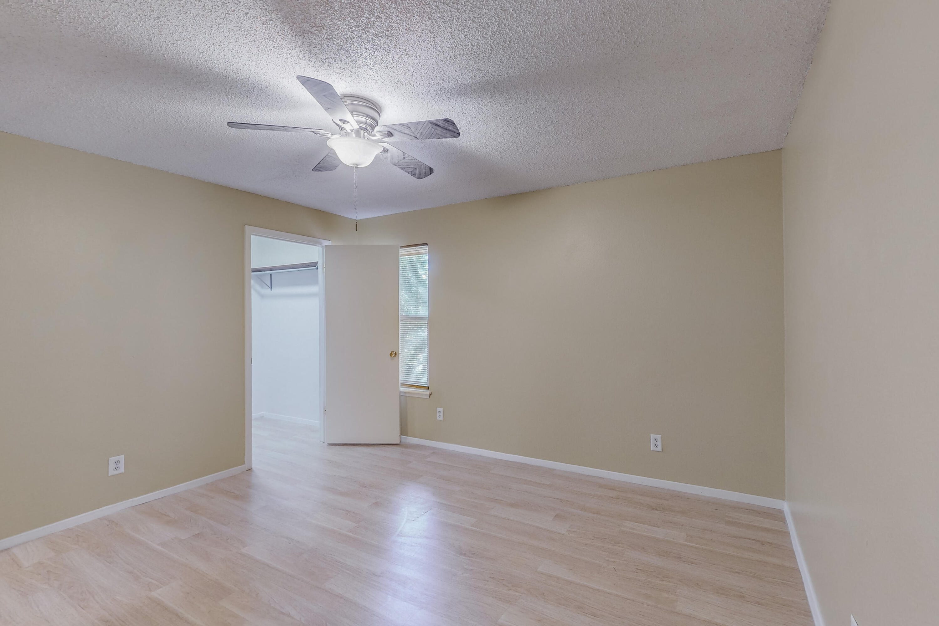 3835 Montgomery Boulevard NE Unit: 635
