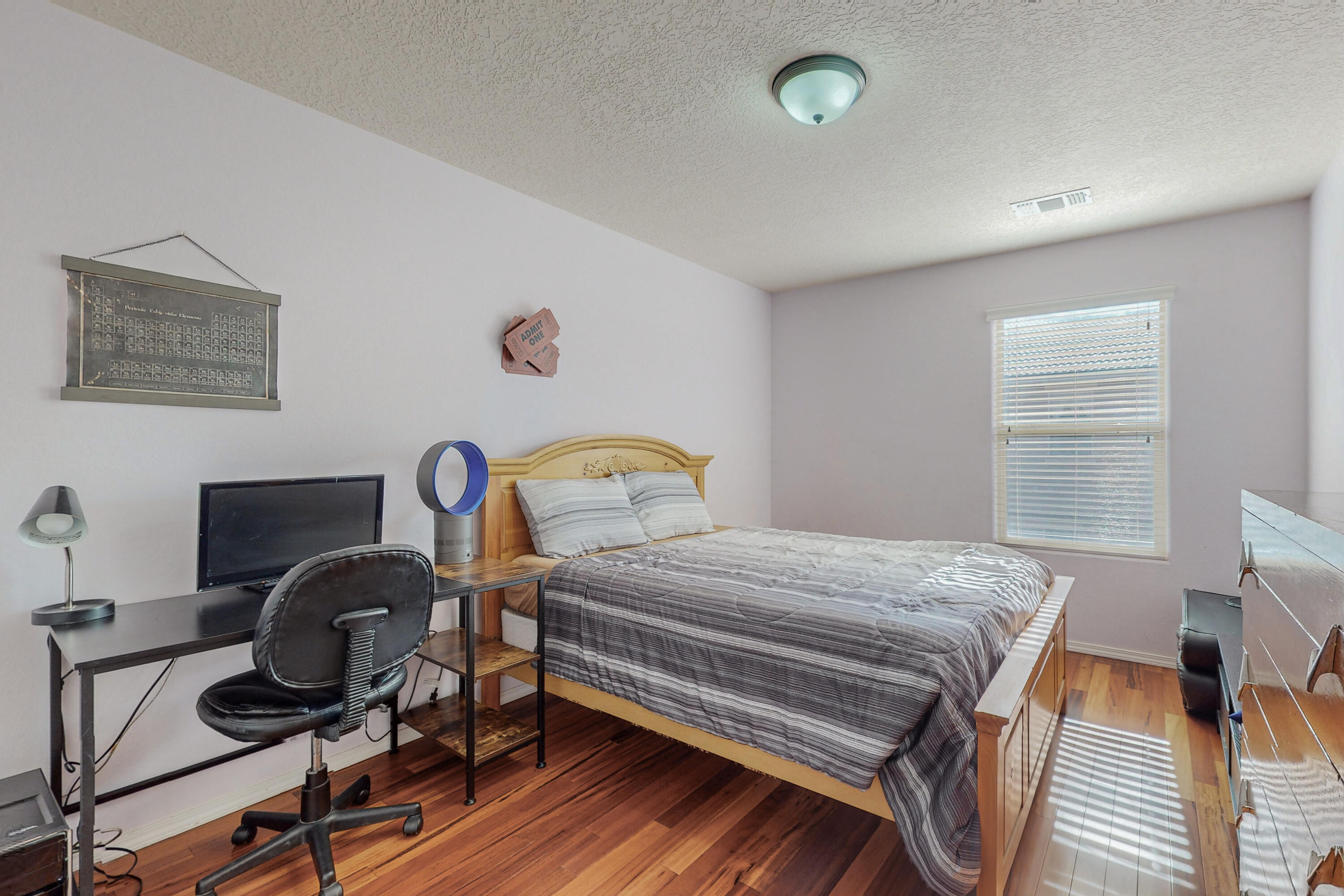 10928 Arguello Trail NE