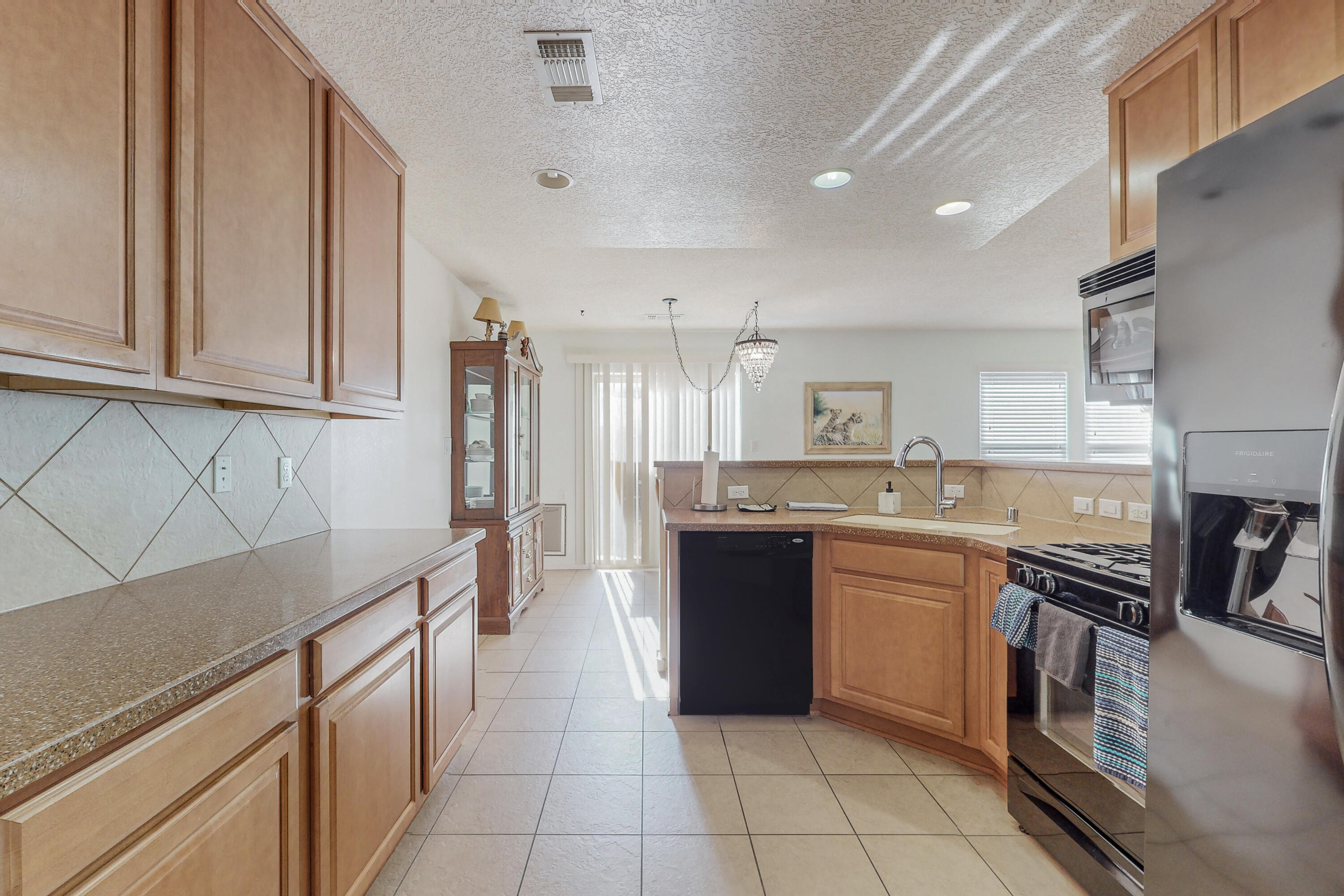 10928 Arguello Trail NE