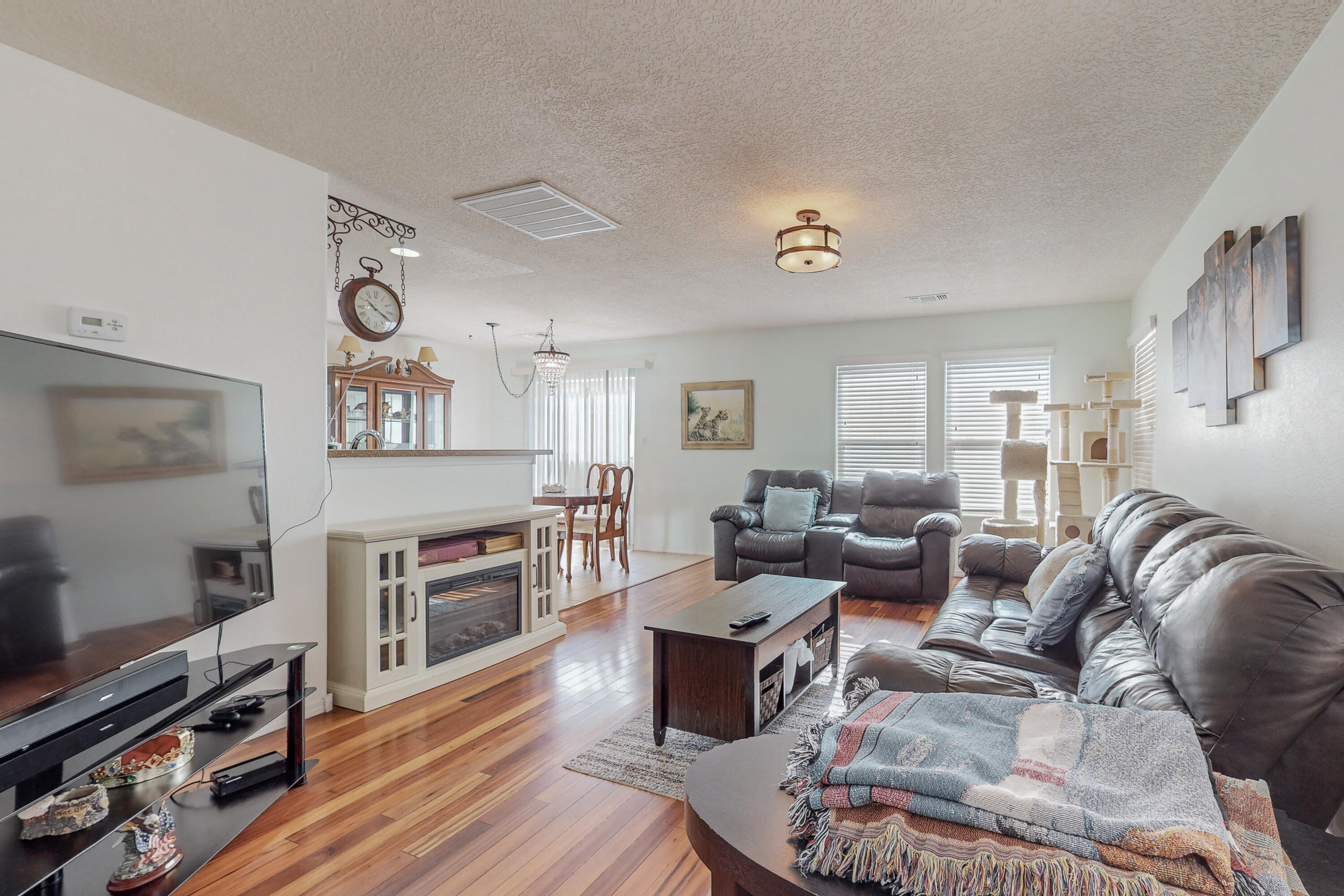 10928 Arguello Trail NE