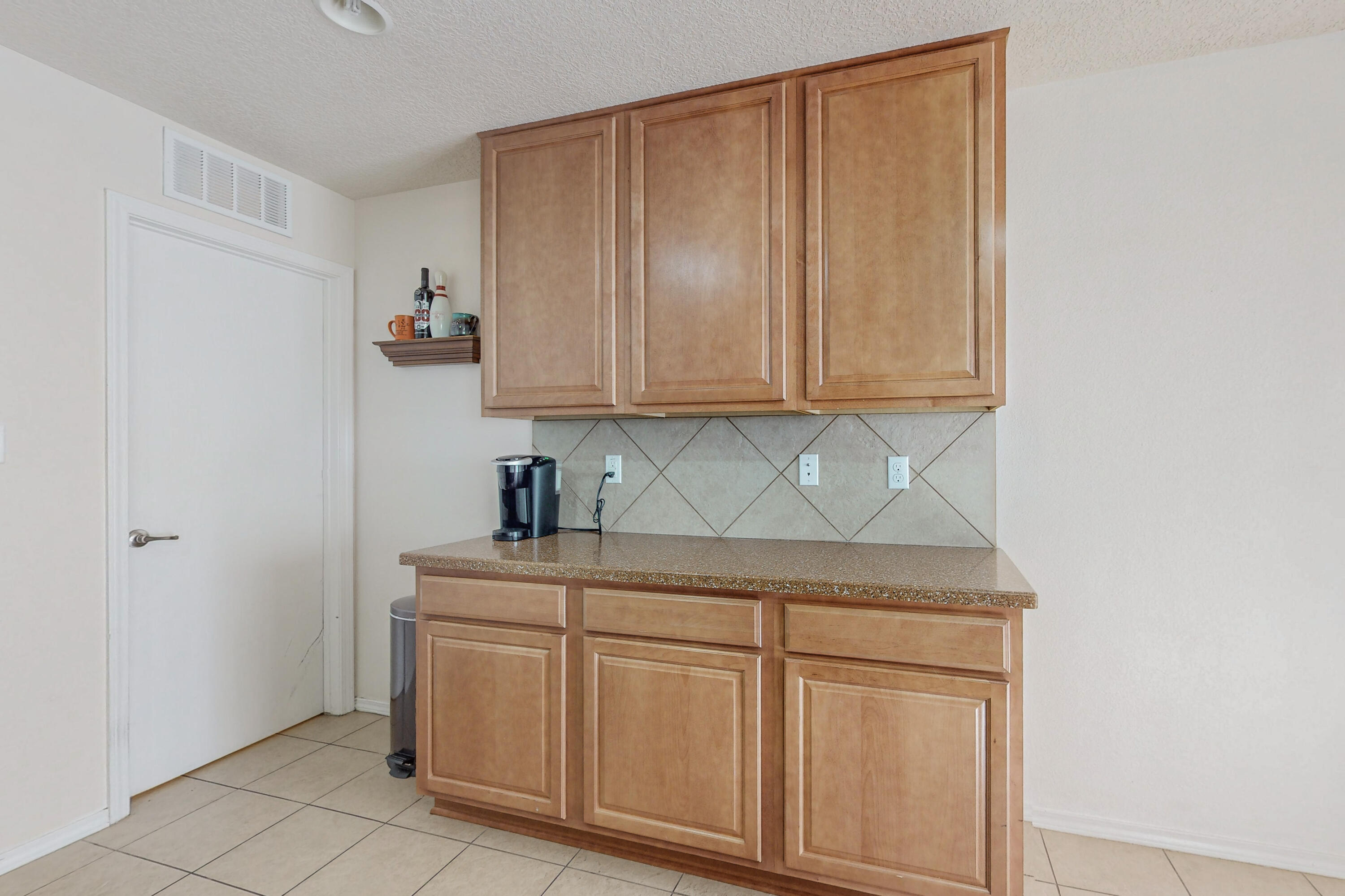 10928 Arguello Trail NE