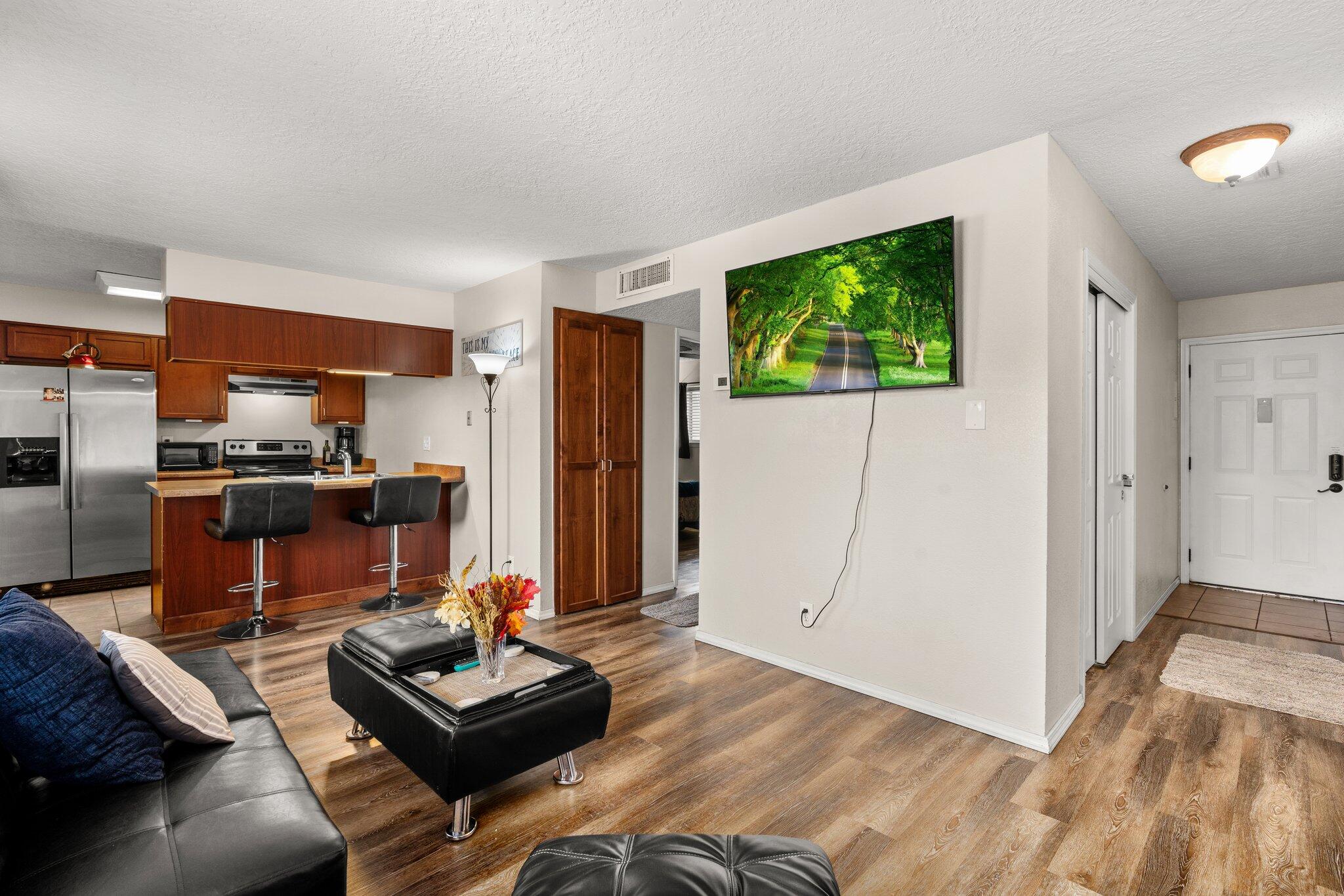 4200 Montgomery Boulevard NE 202