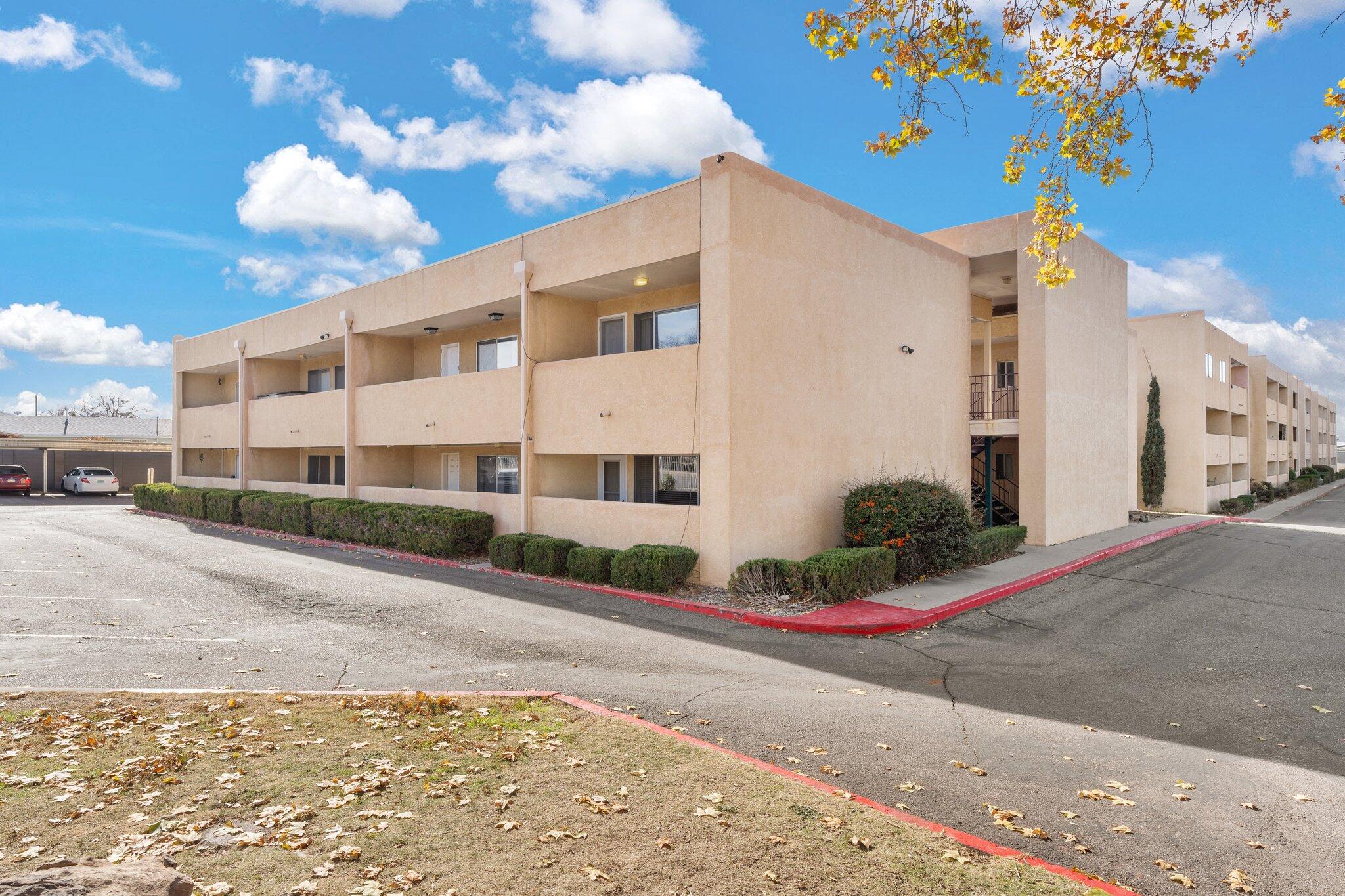 4200 Montgomery Boulevard NE 202