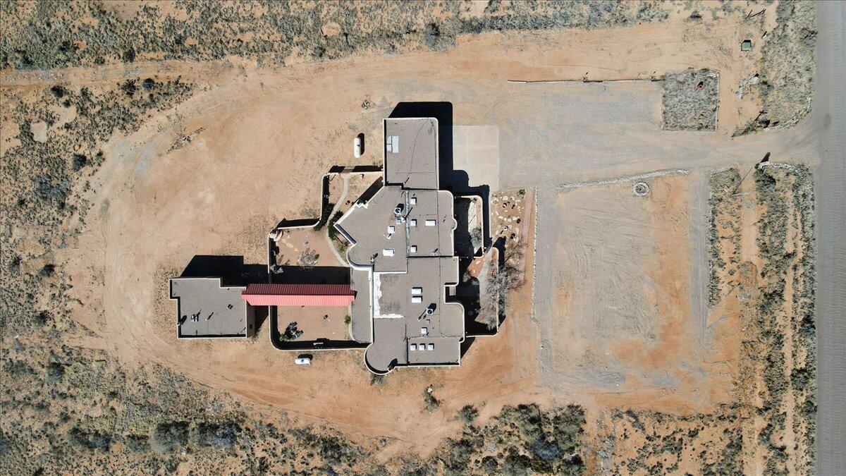 4 Canyon Drive