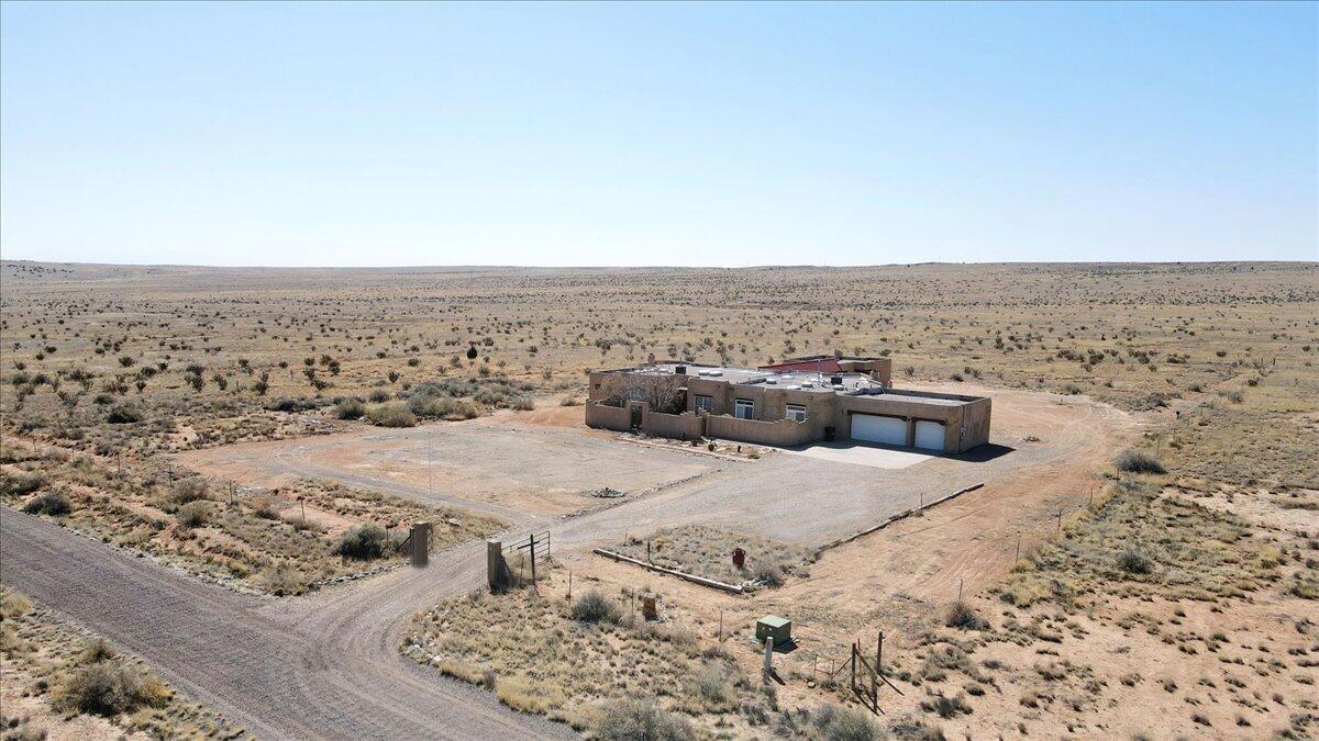 4 Canyon Drive