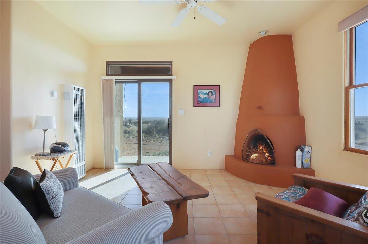 4 Canyon Drive