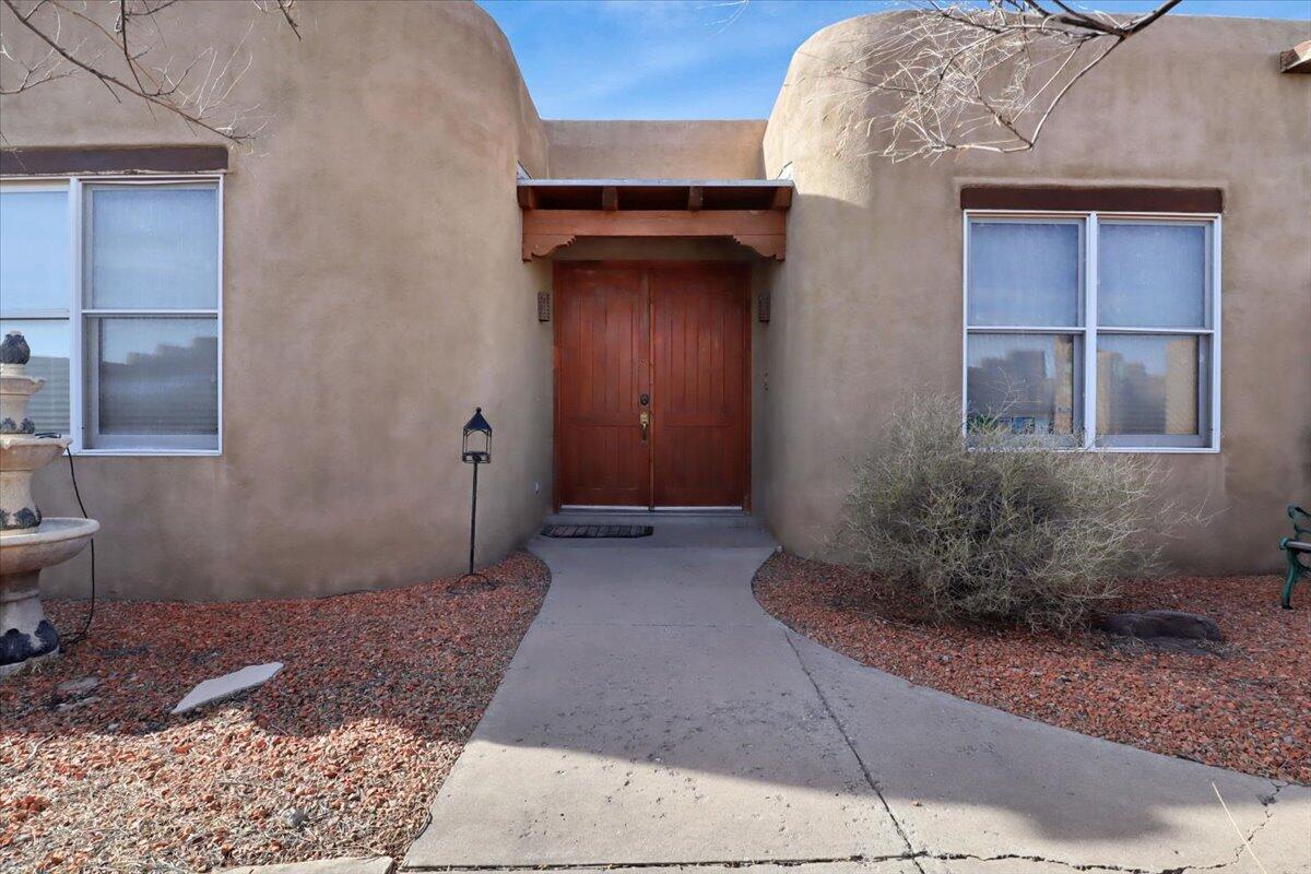 4 Canyon Drive