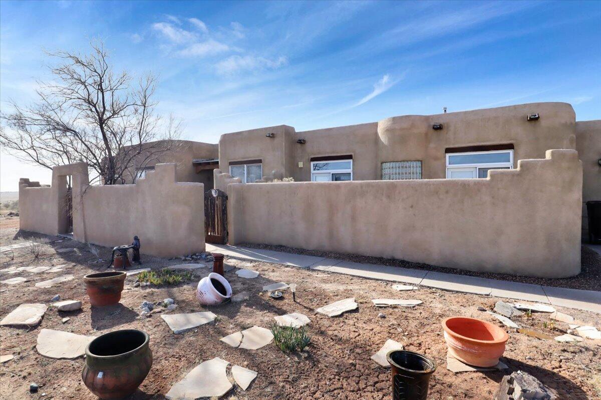 4 Canyon Drive