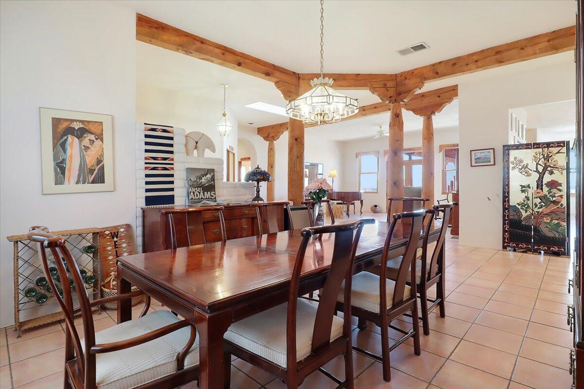 4 Canyon Drive