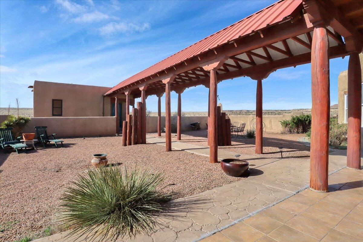 4 Canyon Drive