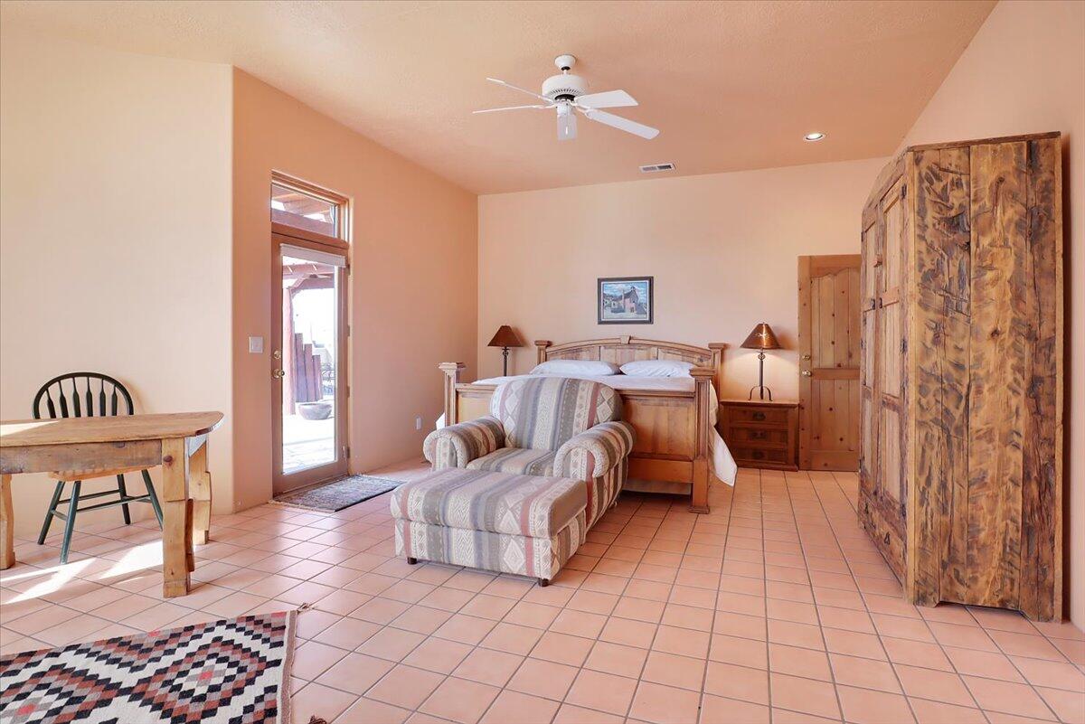 4 Canyon Drive