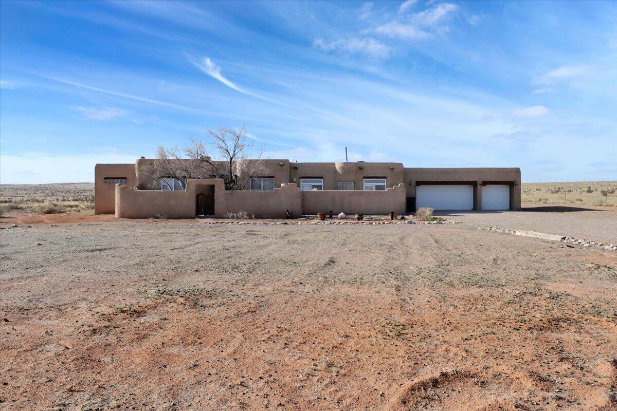 4 Canyon Drive