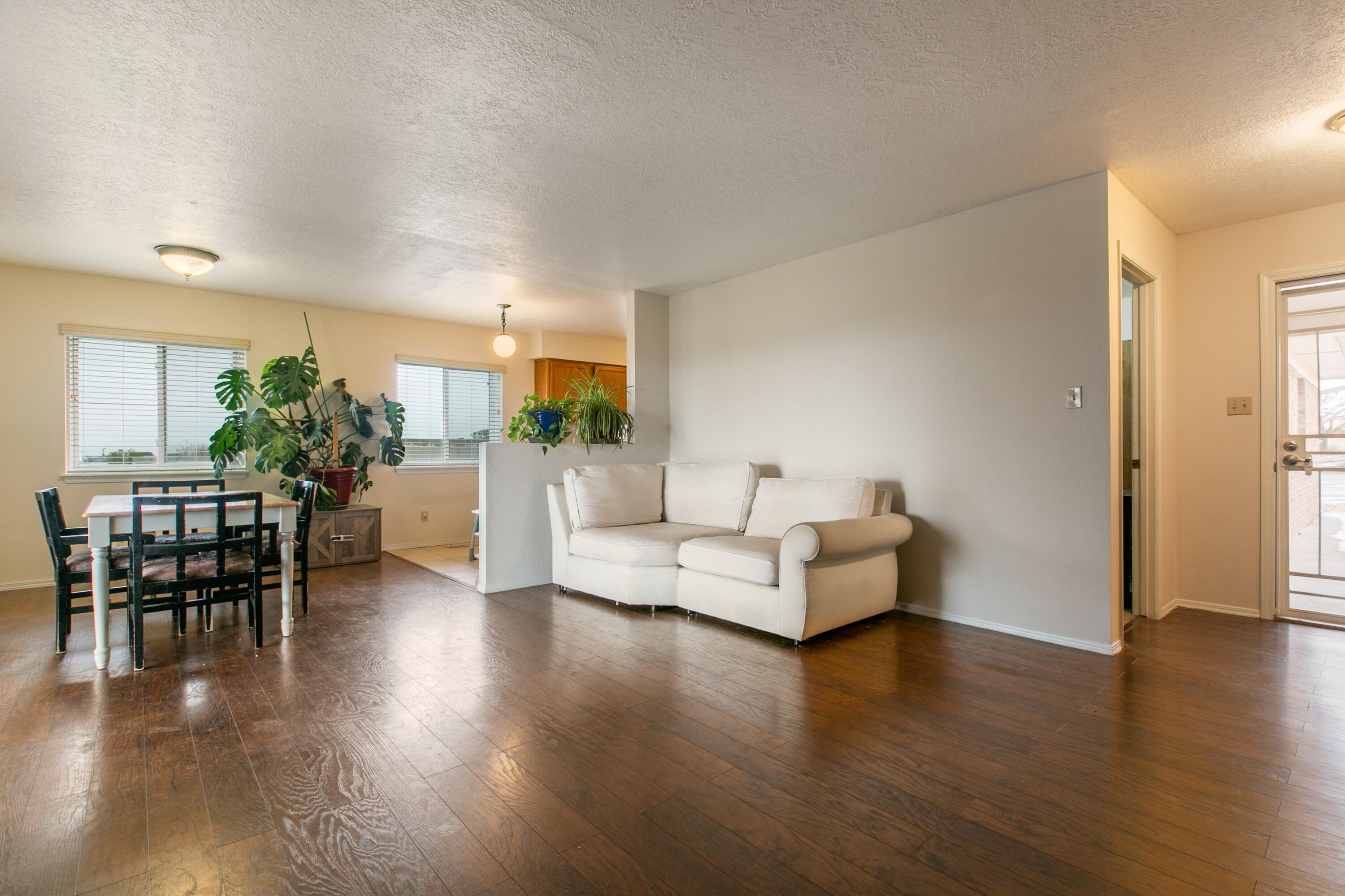 10012 Bellevue Court NW
