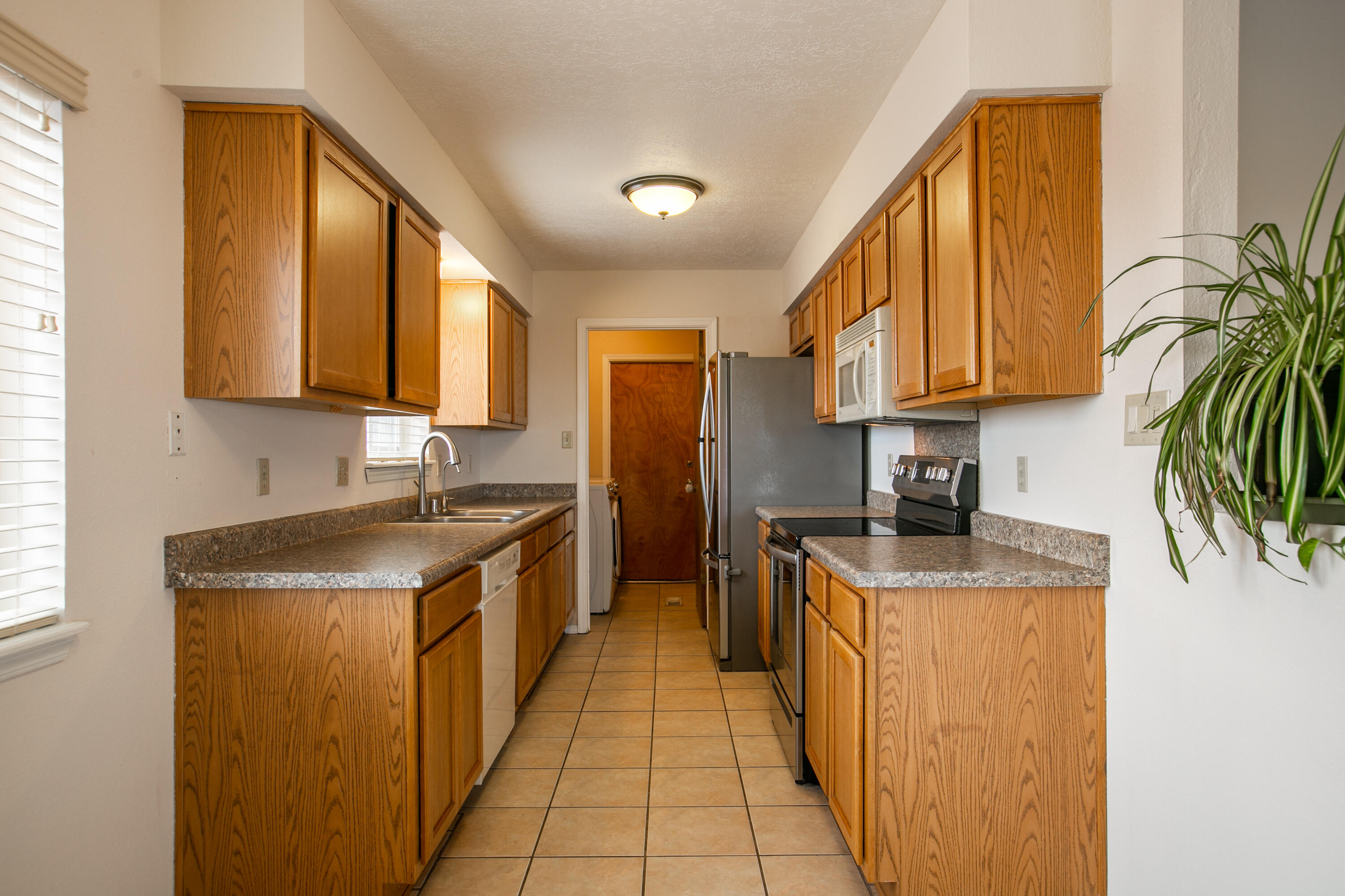10012 Bellevue Court NW