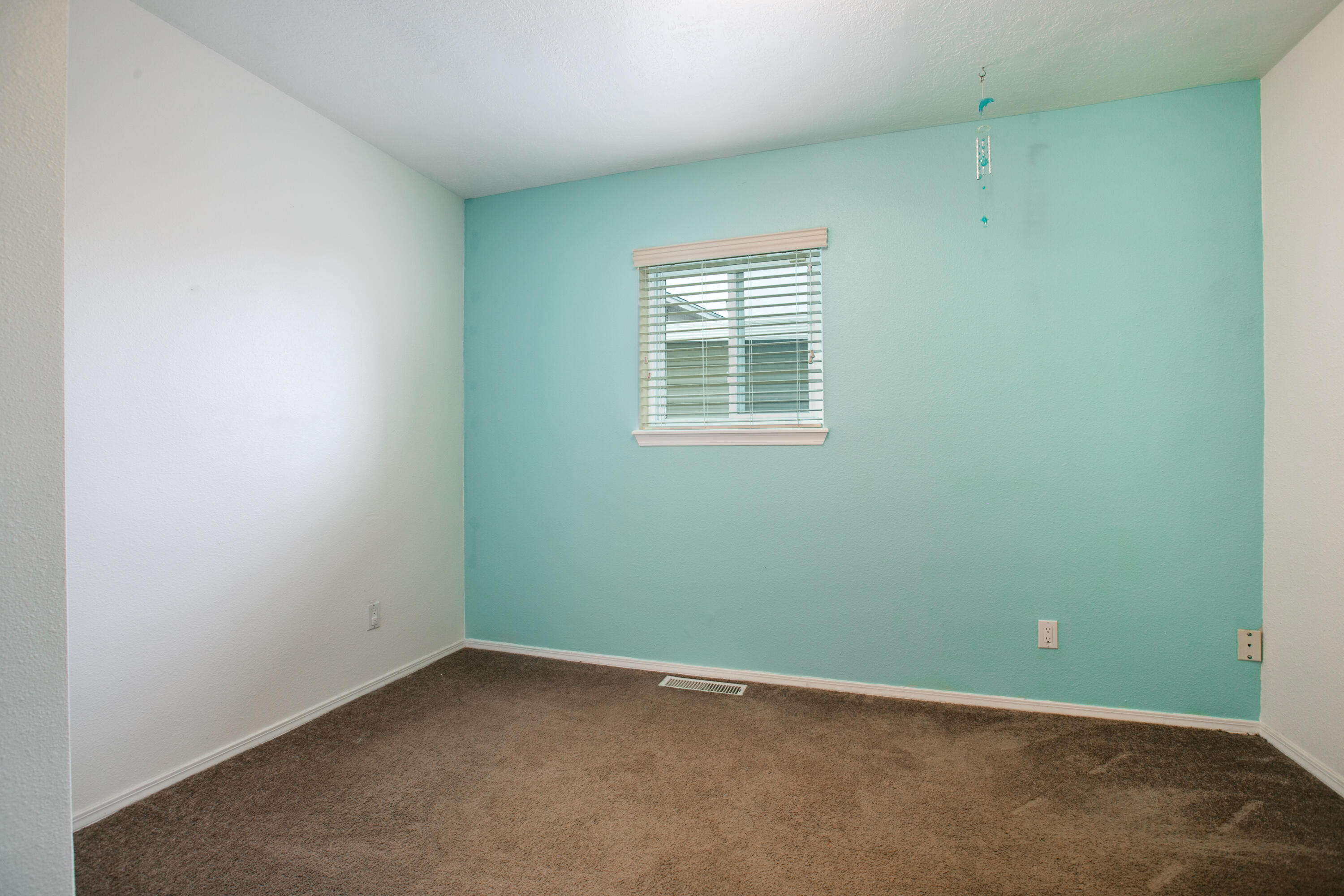 10012 Bellevue Court NW