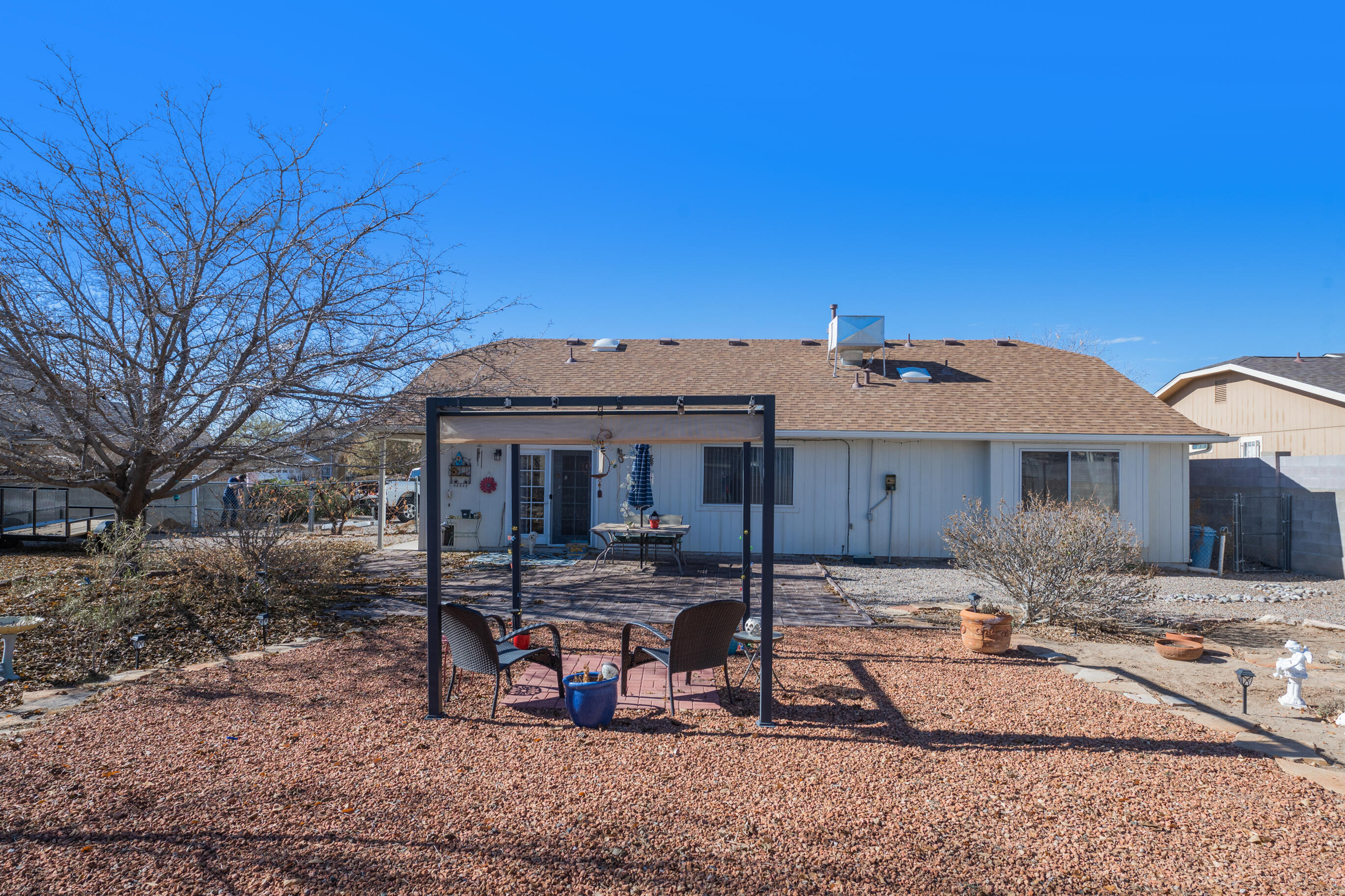 916 Stagecoach Road SE