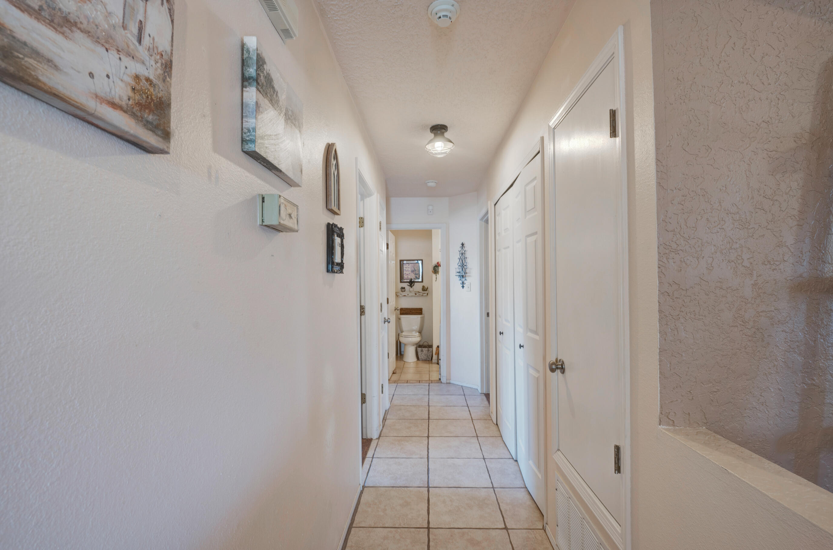 916 Stagecoach Road SE