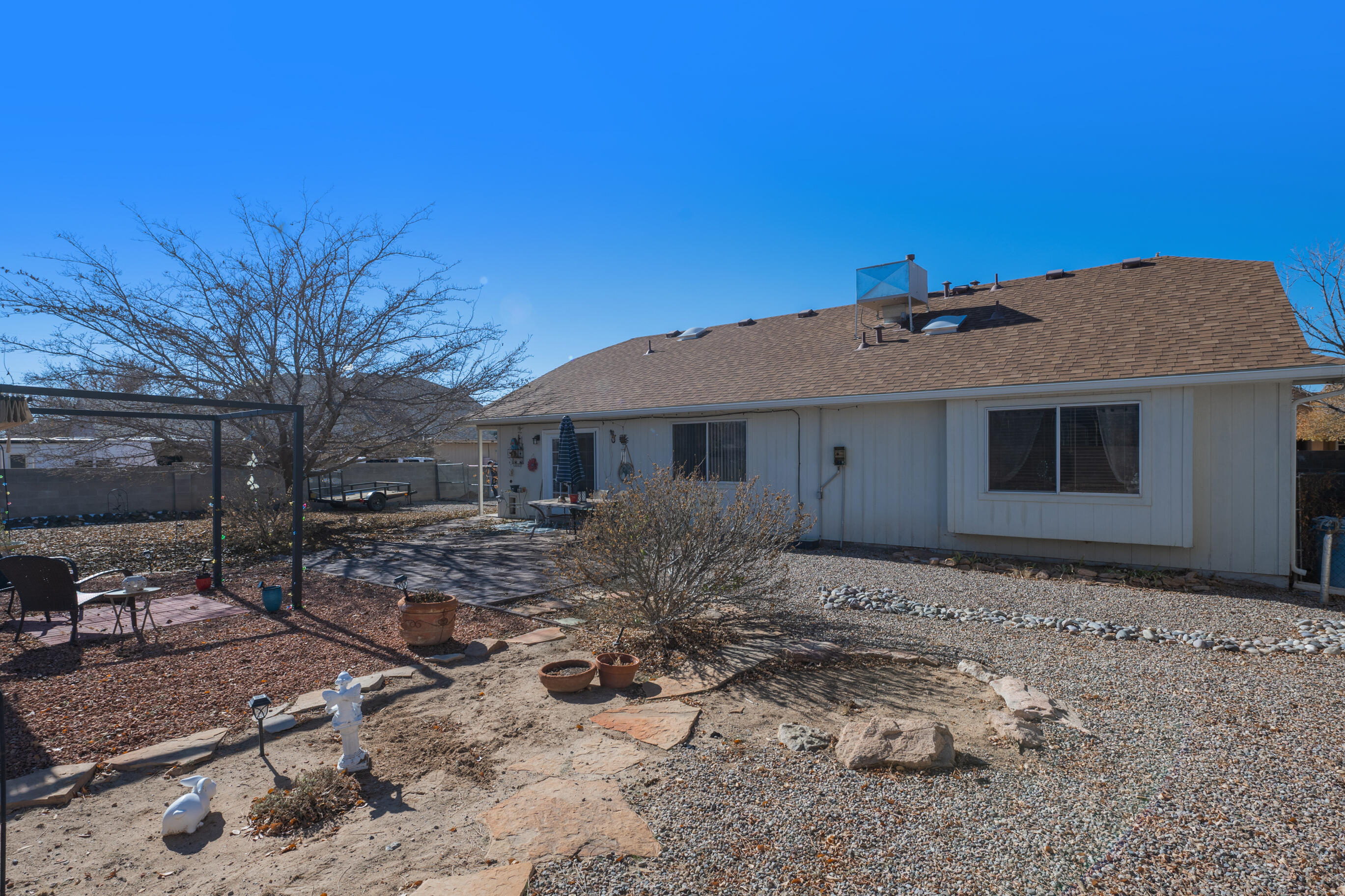 916 Stagecoach Road SE
